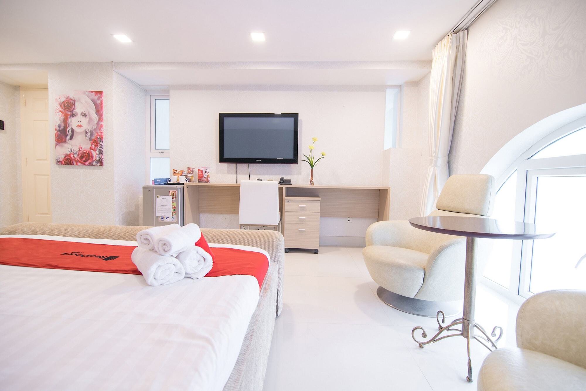Hotel Reddoorz Near Secc 2 3*