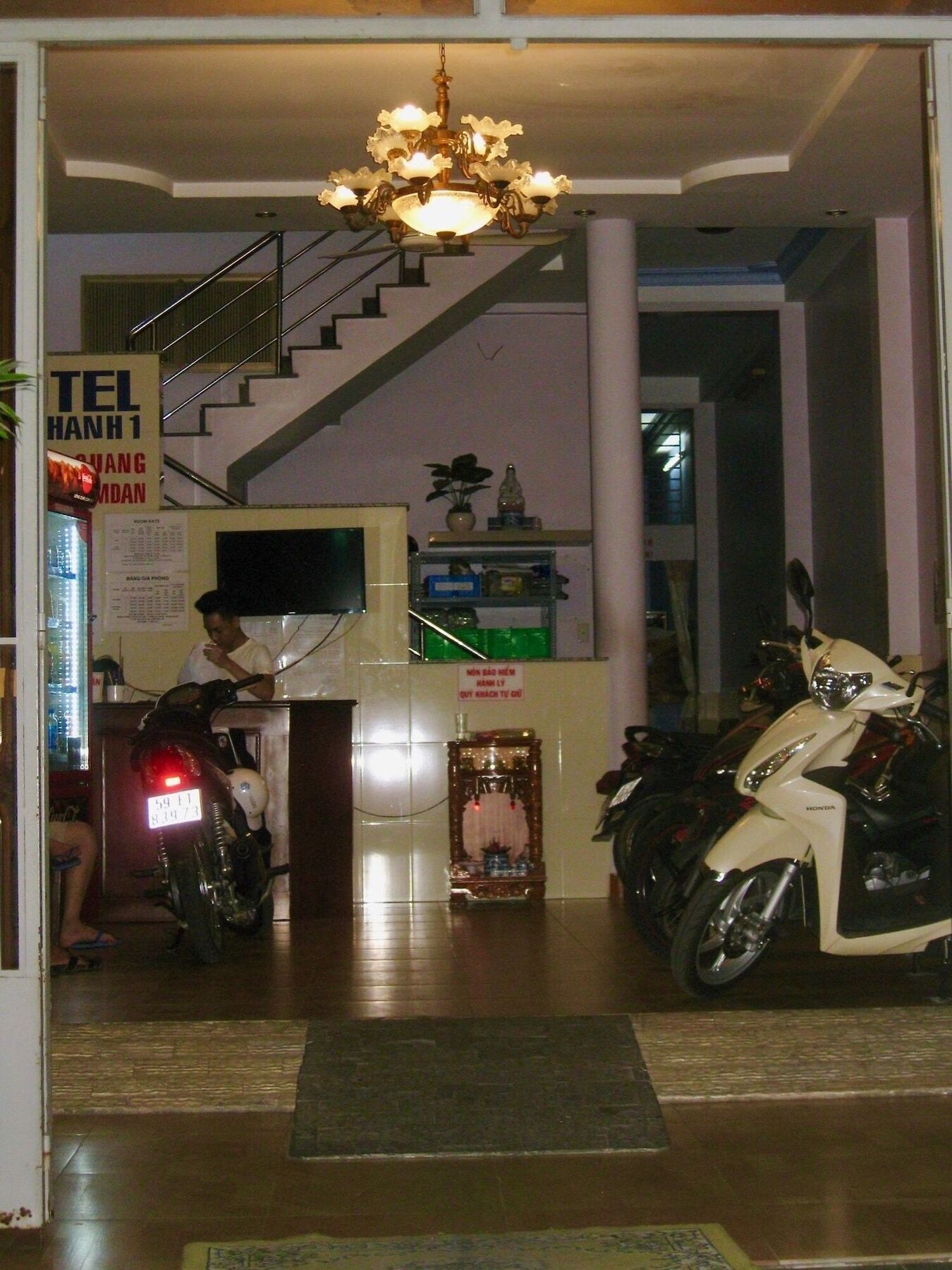 Economy hotel Thanh 1 2*