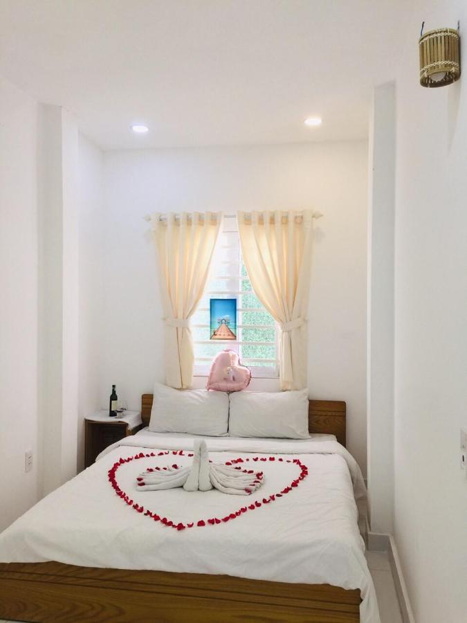 H Cafe Saigon Hotel 2*