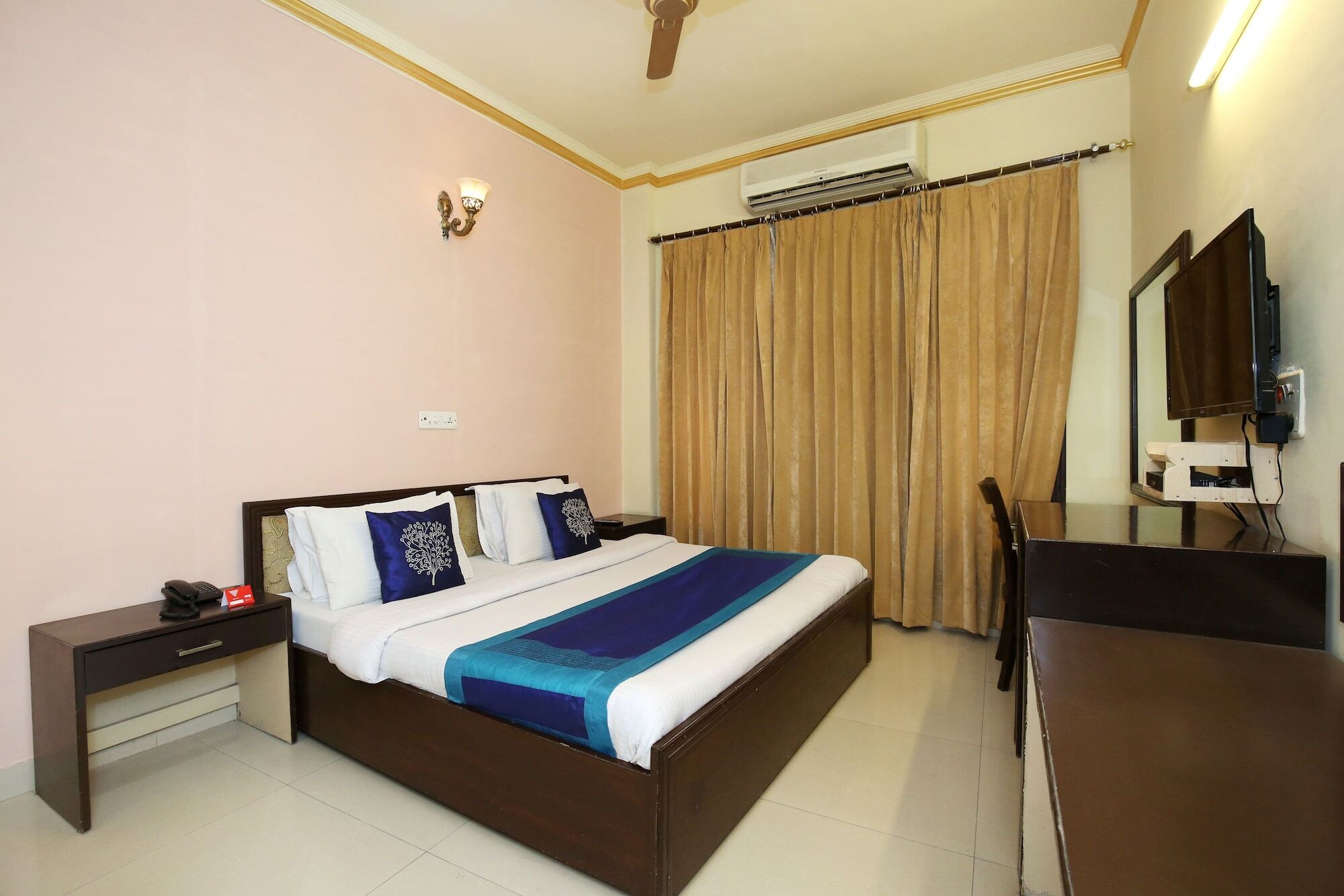 Hotel Oyo 139 Hanh Long Ho Chi Minh City