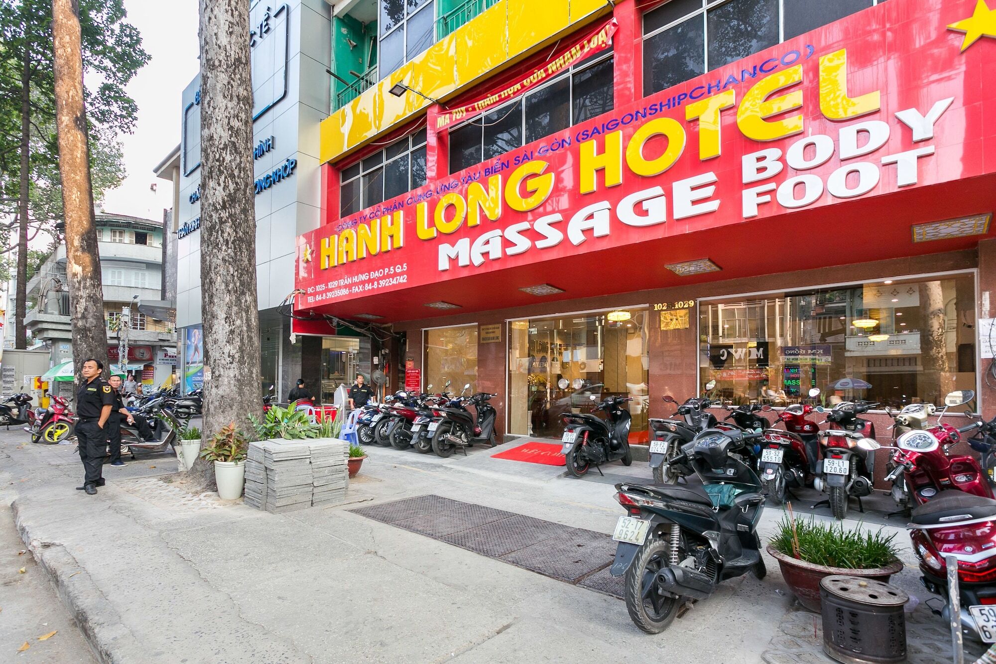 Hotel Oyo 139 Hanh Long 2*