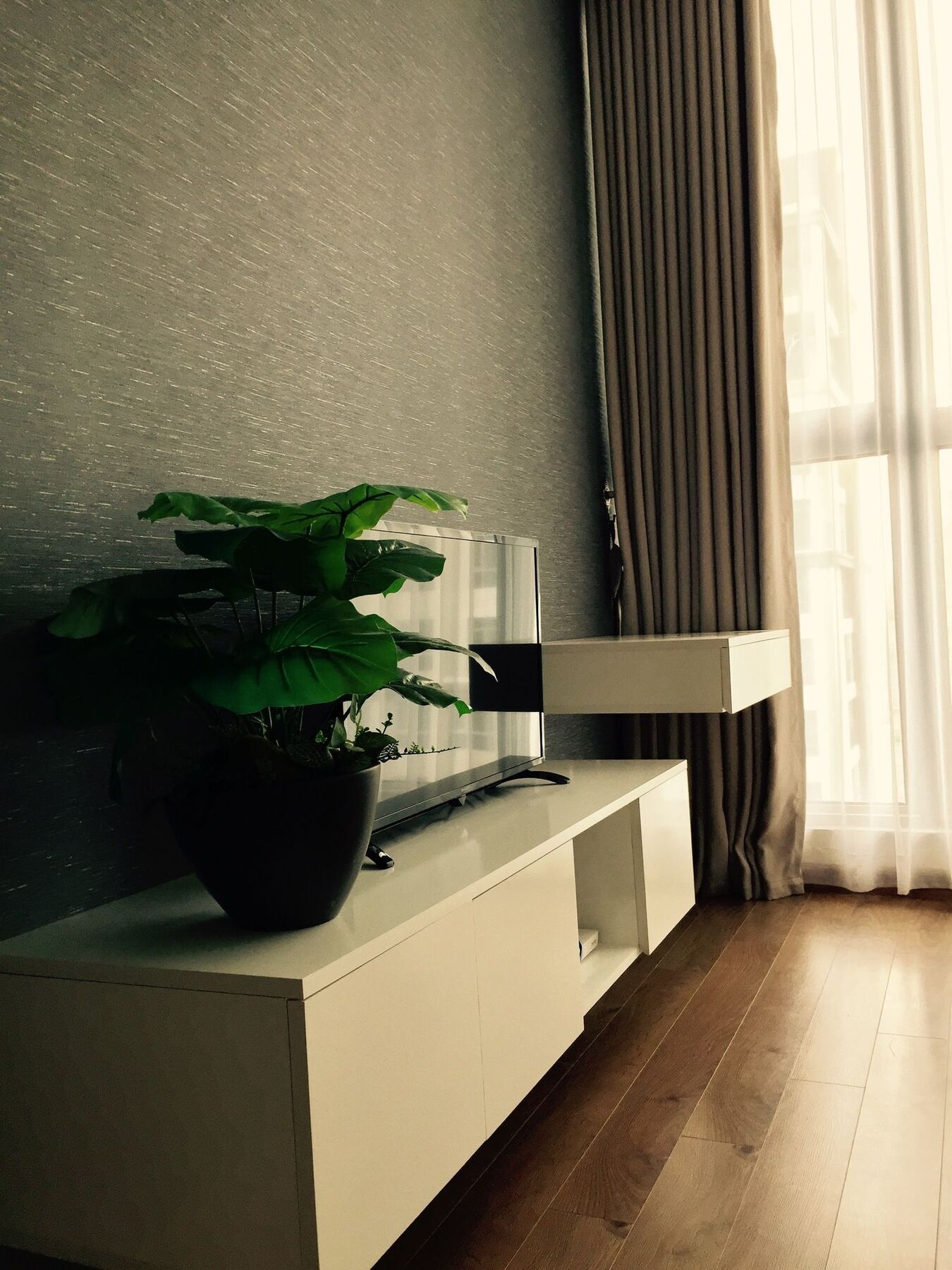 Vinhomes Park Apartmentel Apartment *