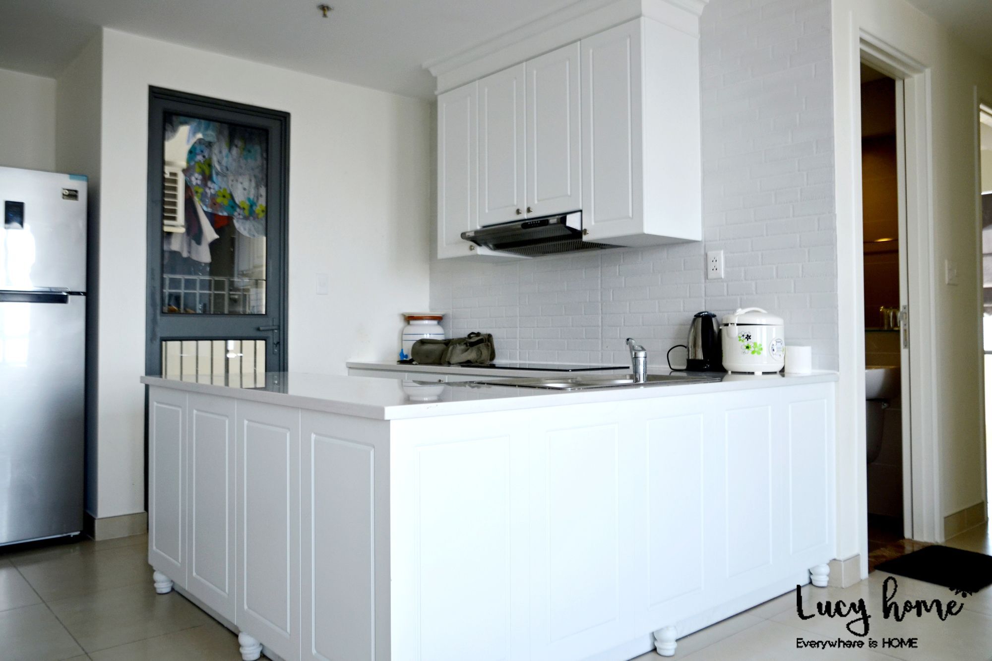 Lucyhome Masteri Thao Dien Apartment *