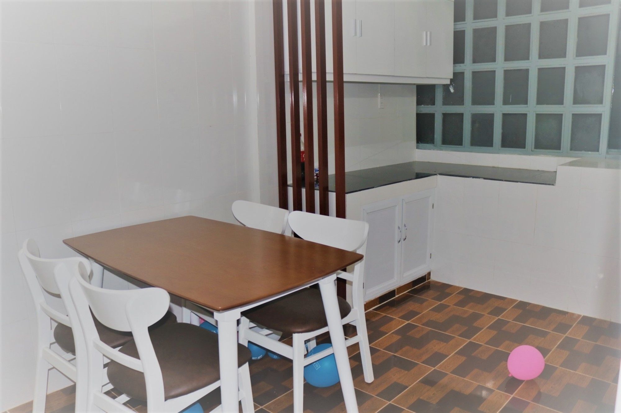 Sun Apartment