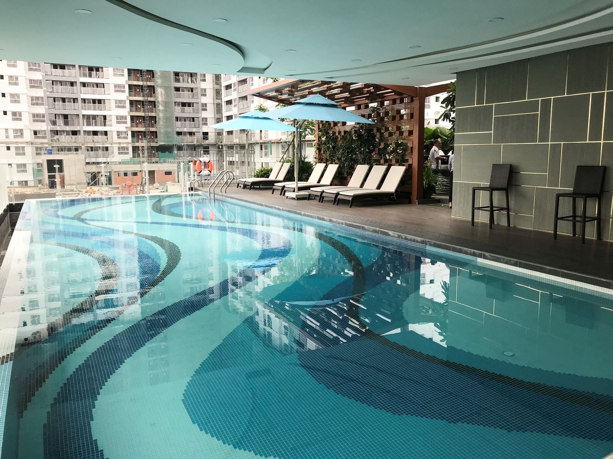 Henry Luxury * Ho Chi Minh City