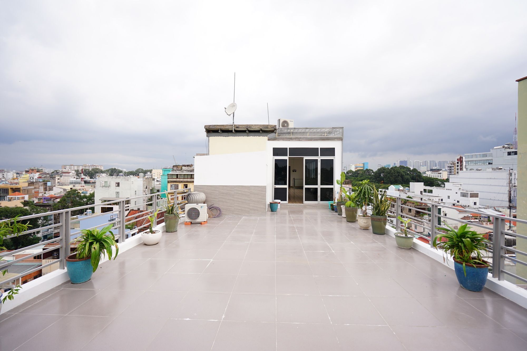 Duy Tan Building Apartment