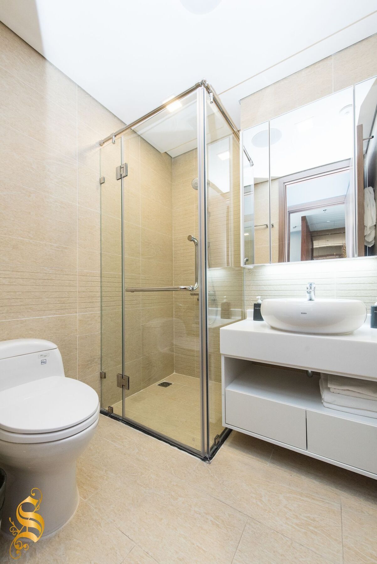 Smart Modern 2br Near Downtown