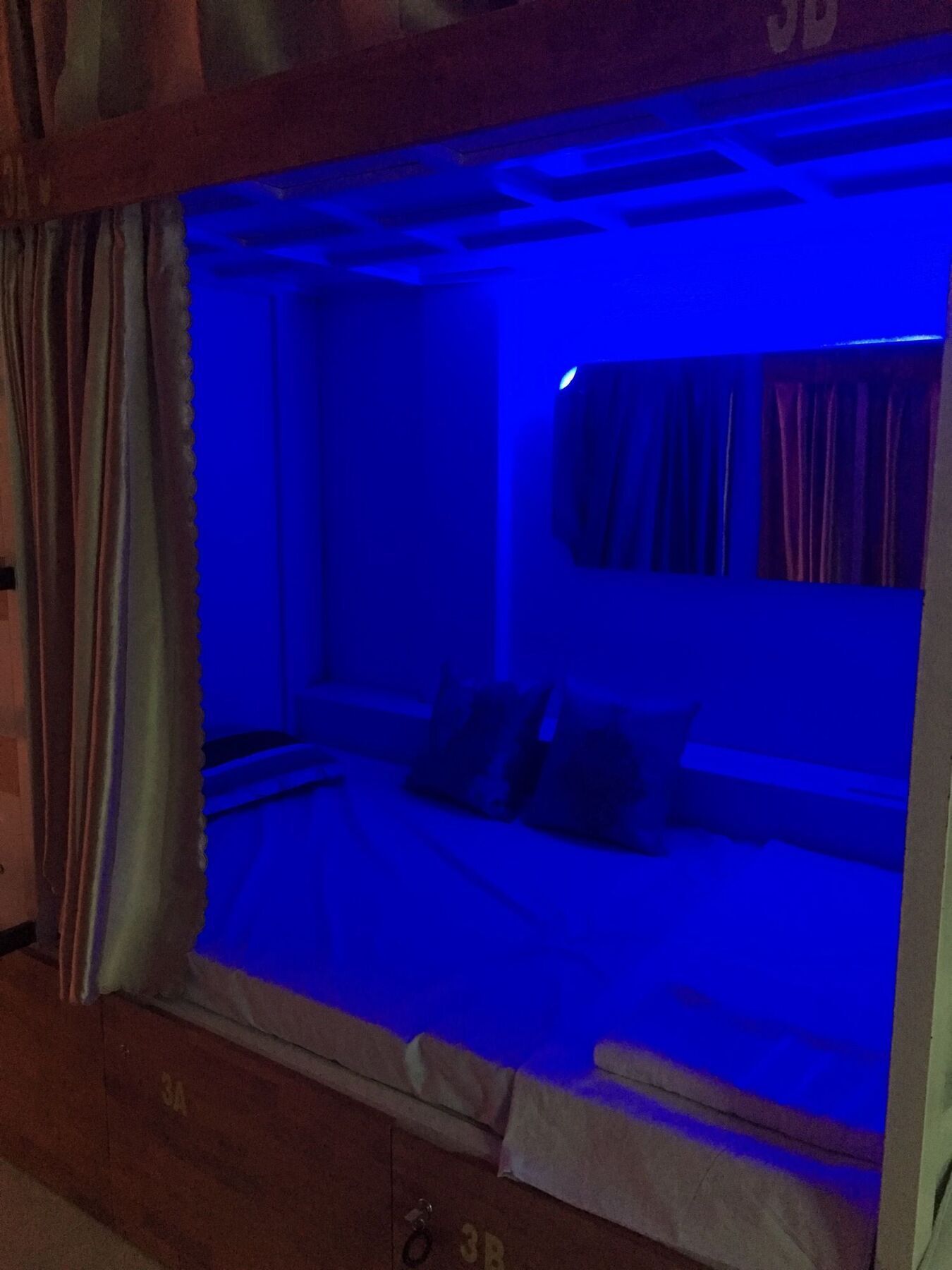 Ben Thanh Dorm Saigon - 2*