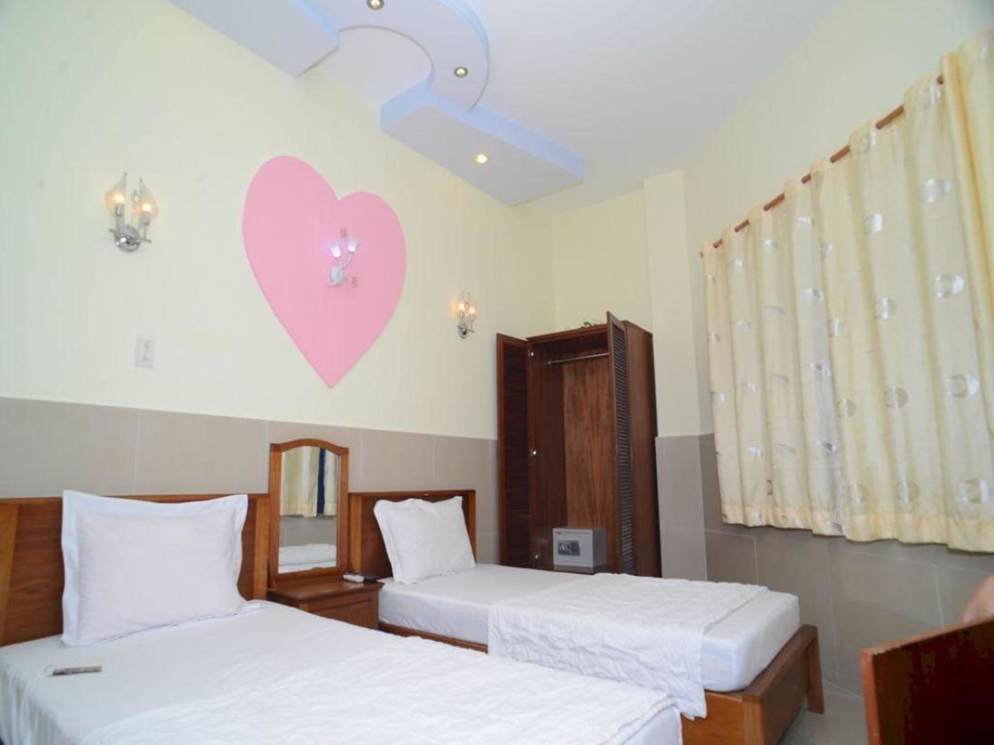 Hotel Vinh Chung Ho Chi Minh City
