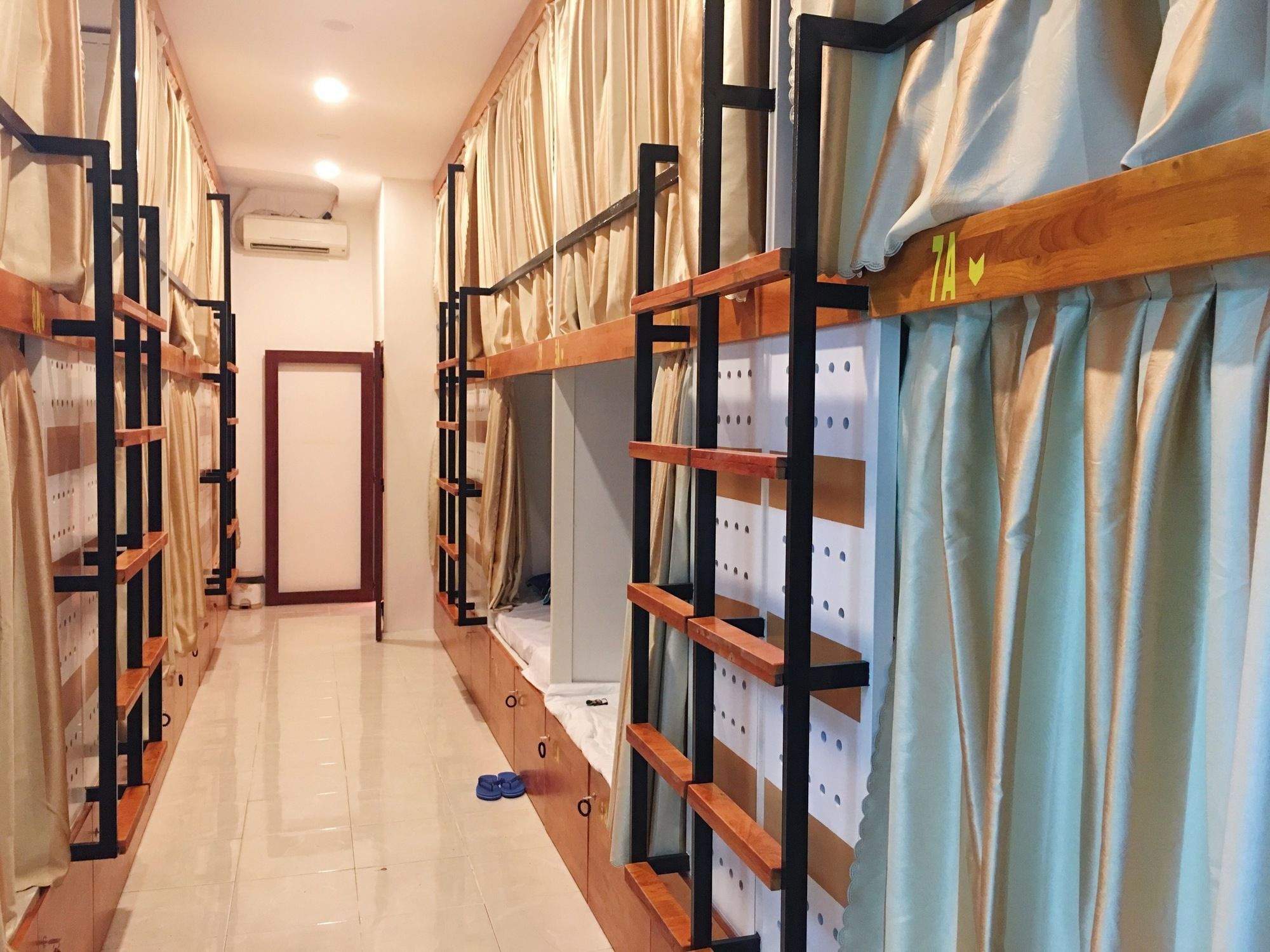 Ben Thanh Dorm Saigon - Hotel 2*