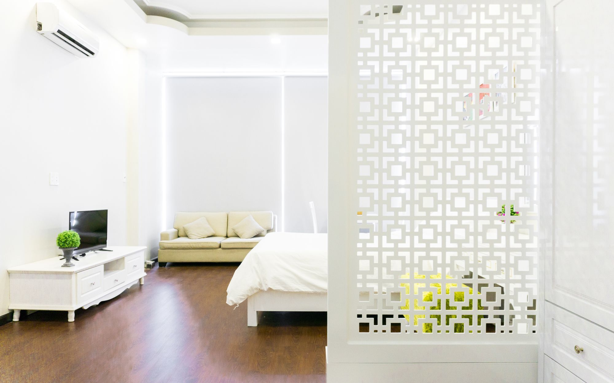 Qhome Saigon Nguyen Huu Canh Ho Chi Minh City