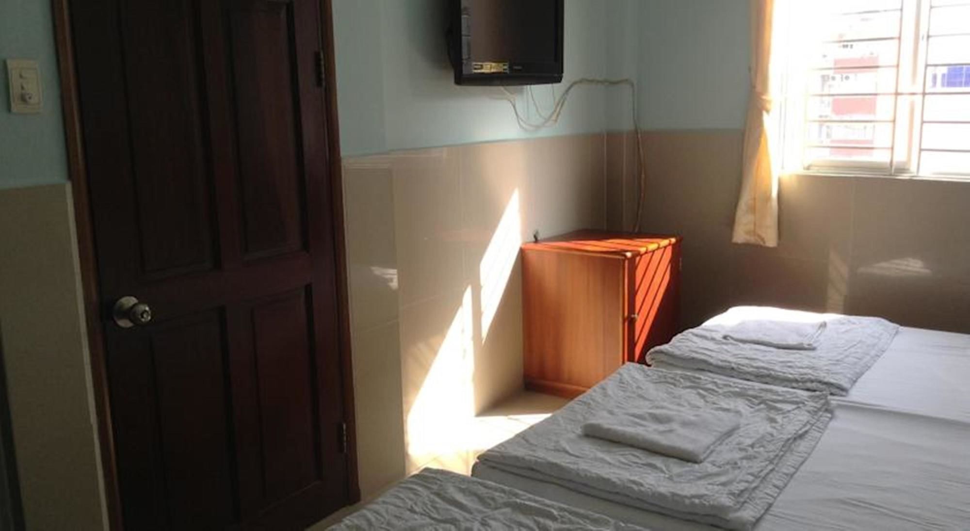 Vinh Chung Hotel 2*