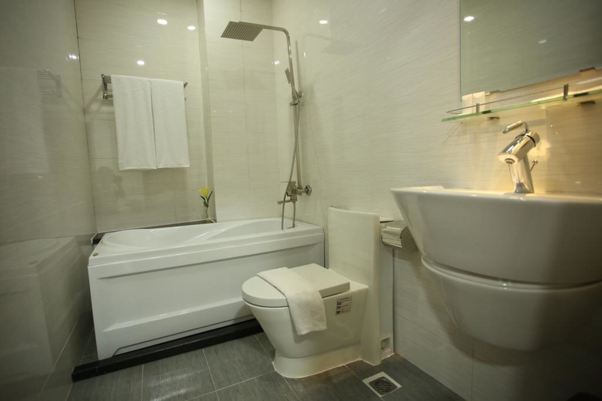 Diamond Luxury Ben Thanh Apartment Ho Chi Minh City