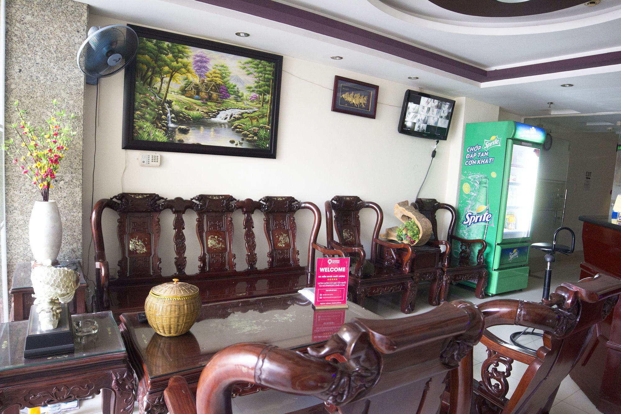 Hotel Morning Dinh Tien Hoang 2*
