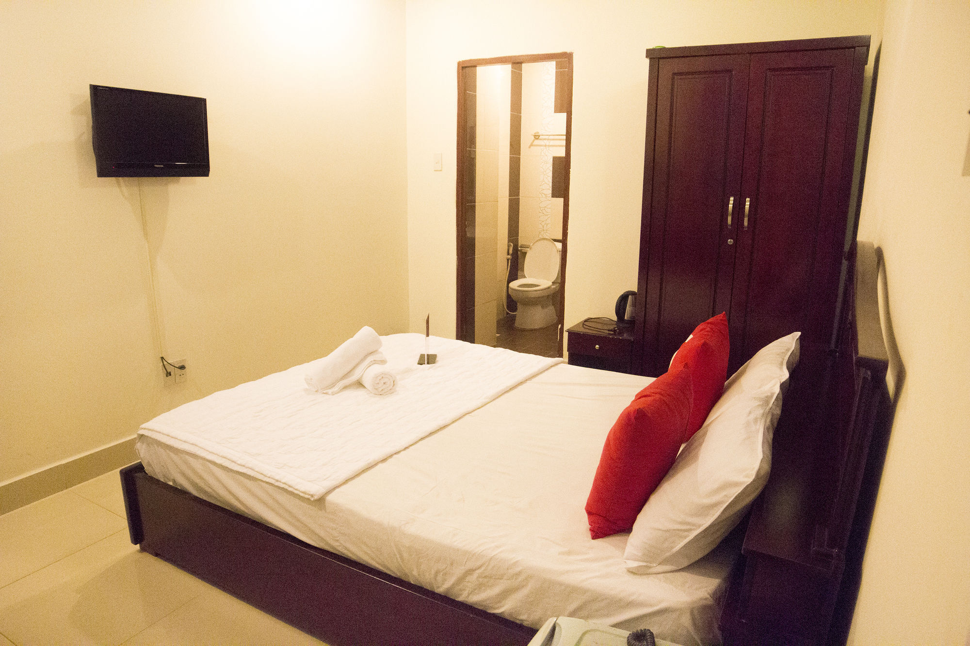 Hotel Morning Dinh Tien Hoang