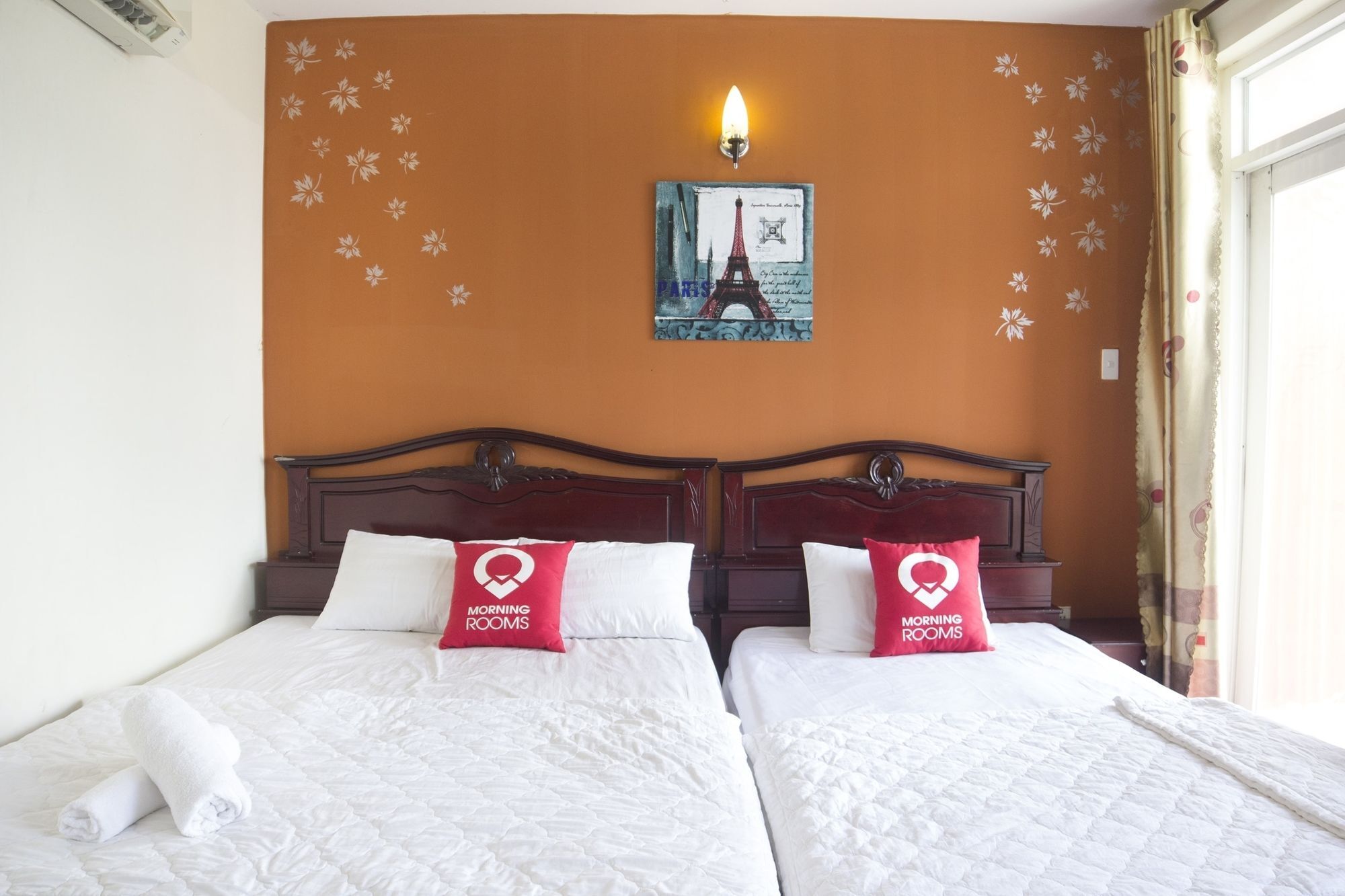 Morning Dinh Tien Hoang Hotel 2*