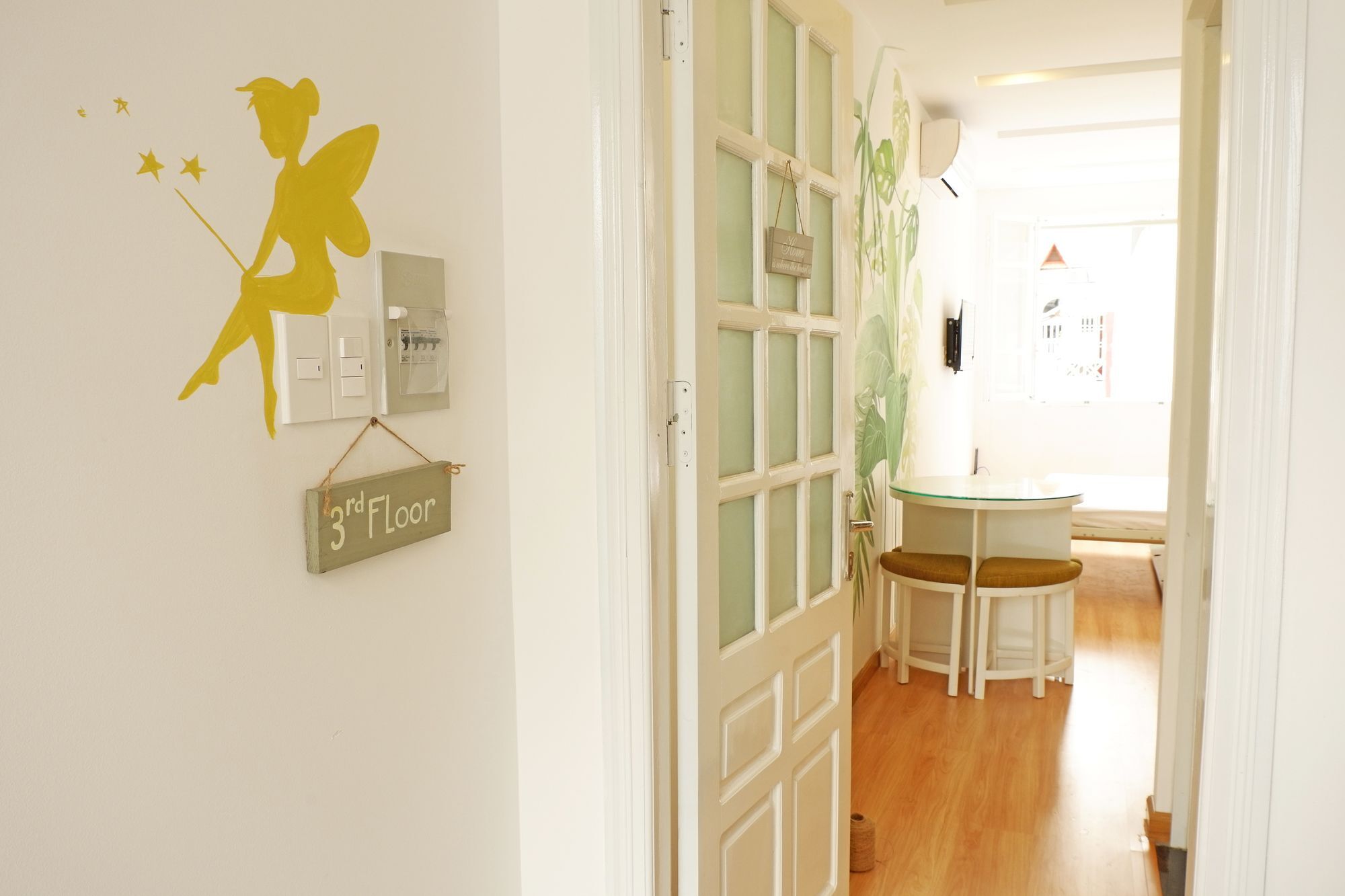 Homestay Saigon Corner House *