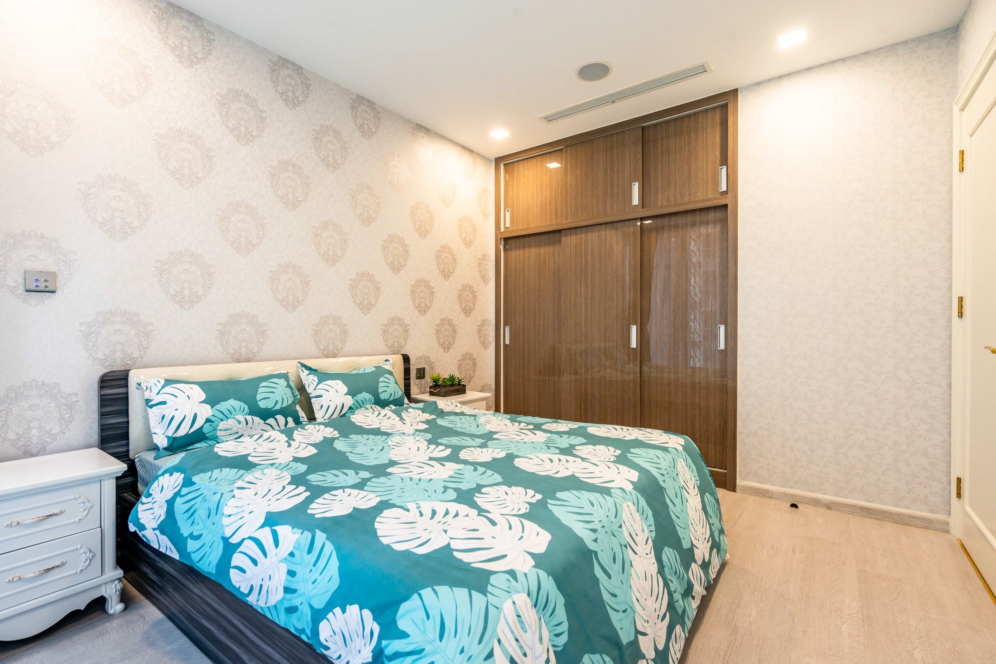 Apartment Urban House Saigon - Golden River