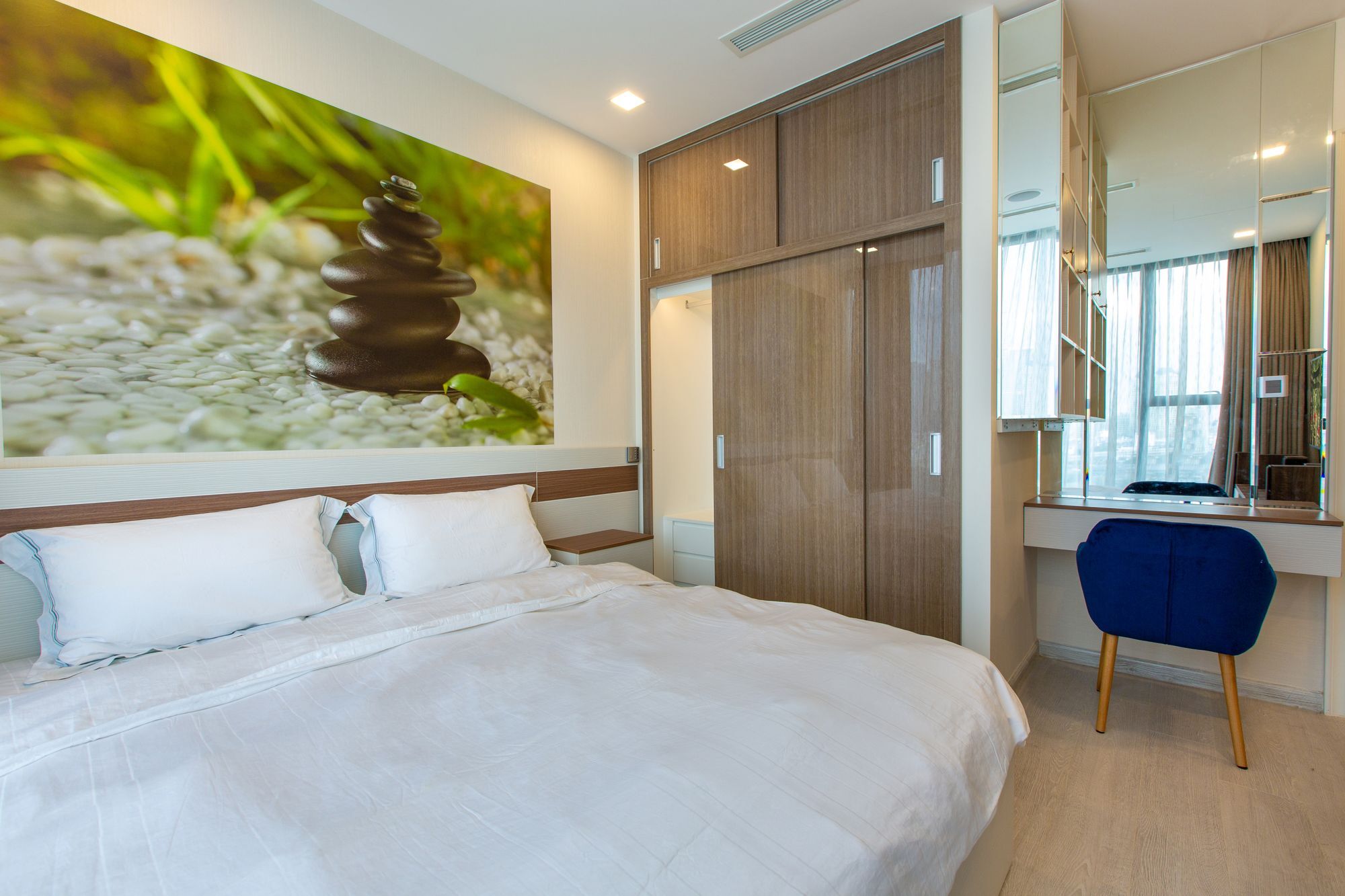 Apartment Urban House Saigon - Golden River *