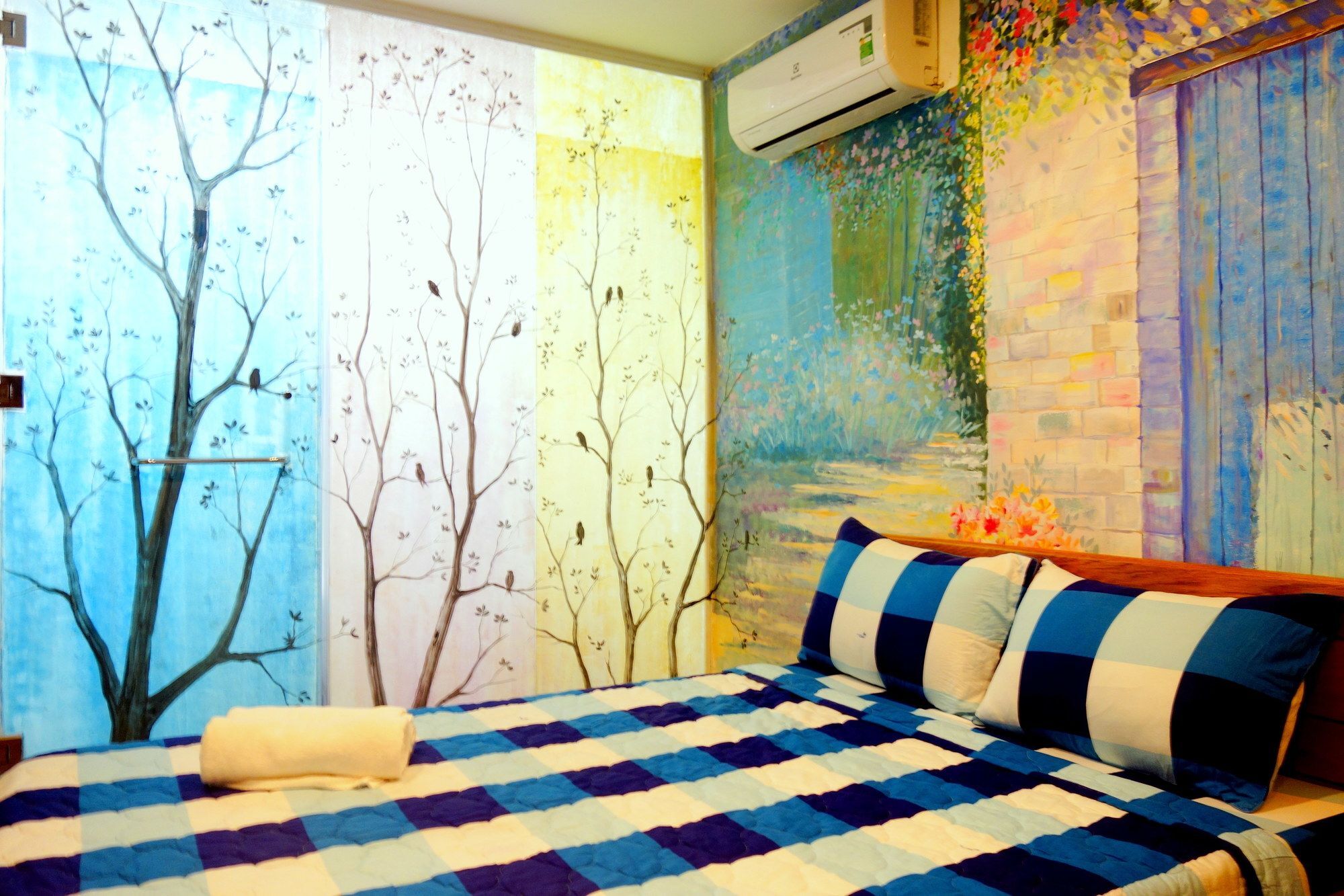 Wanderlust Saigon & Rooftop Bar Ho Chi Minh City