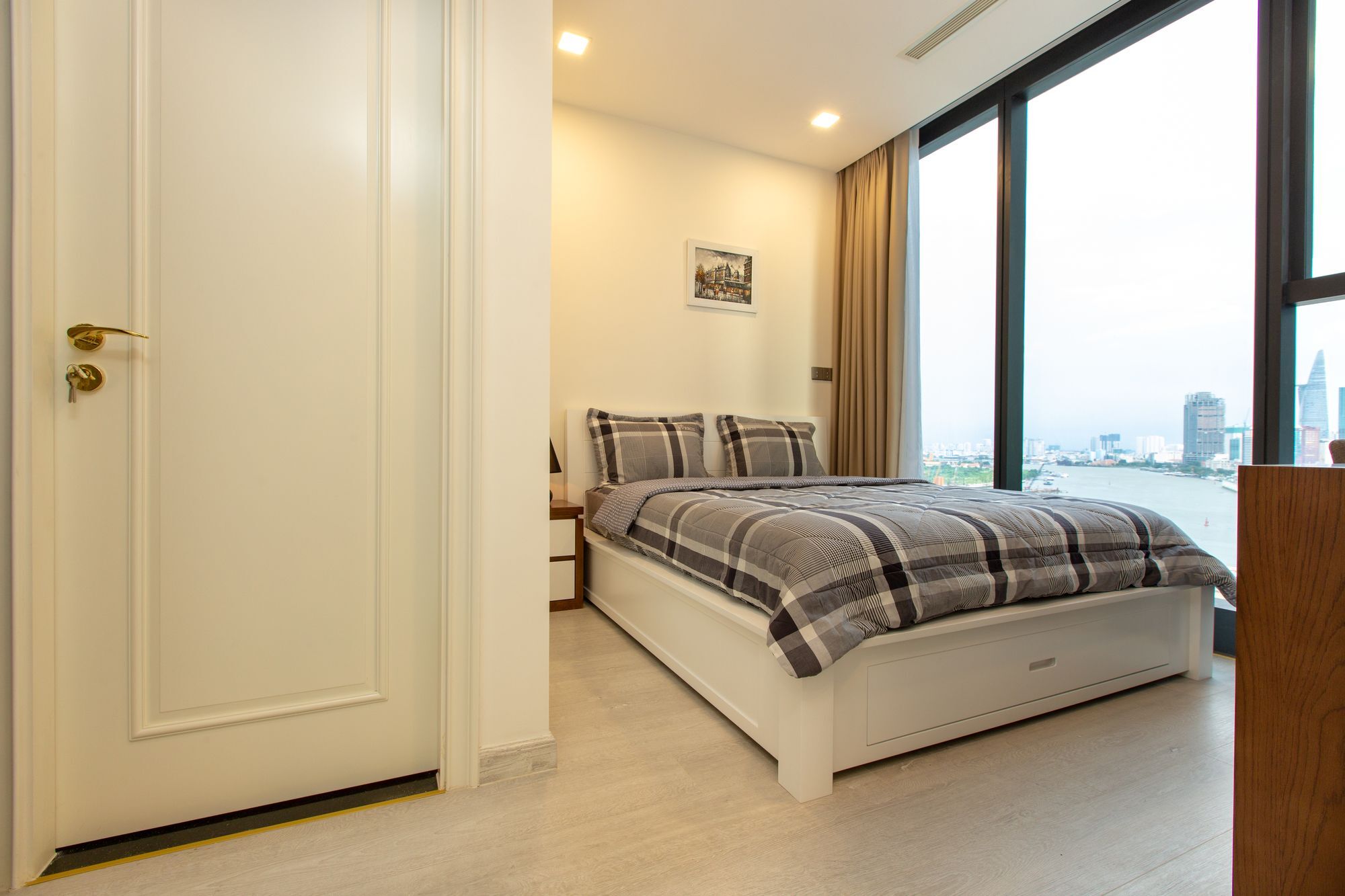 Apartment Urban House Saigon - Golden River *