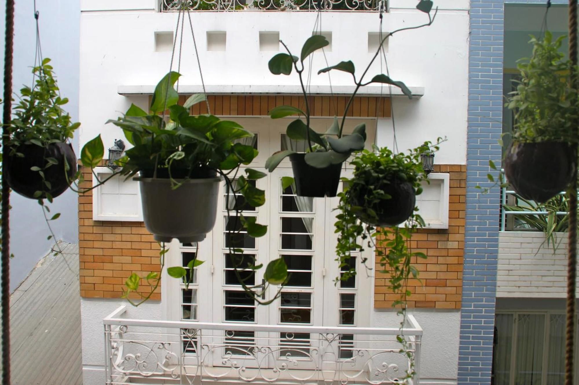 Nguyen Shack Saigon - Little Museum Hotel 2*