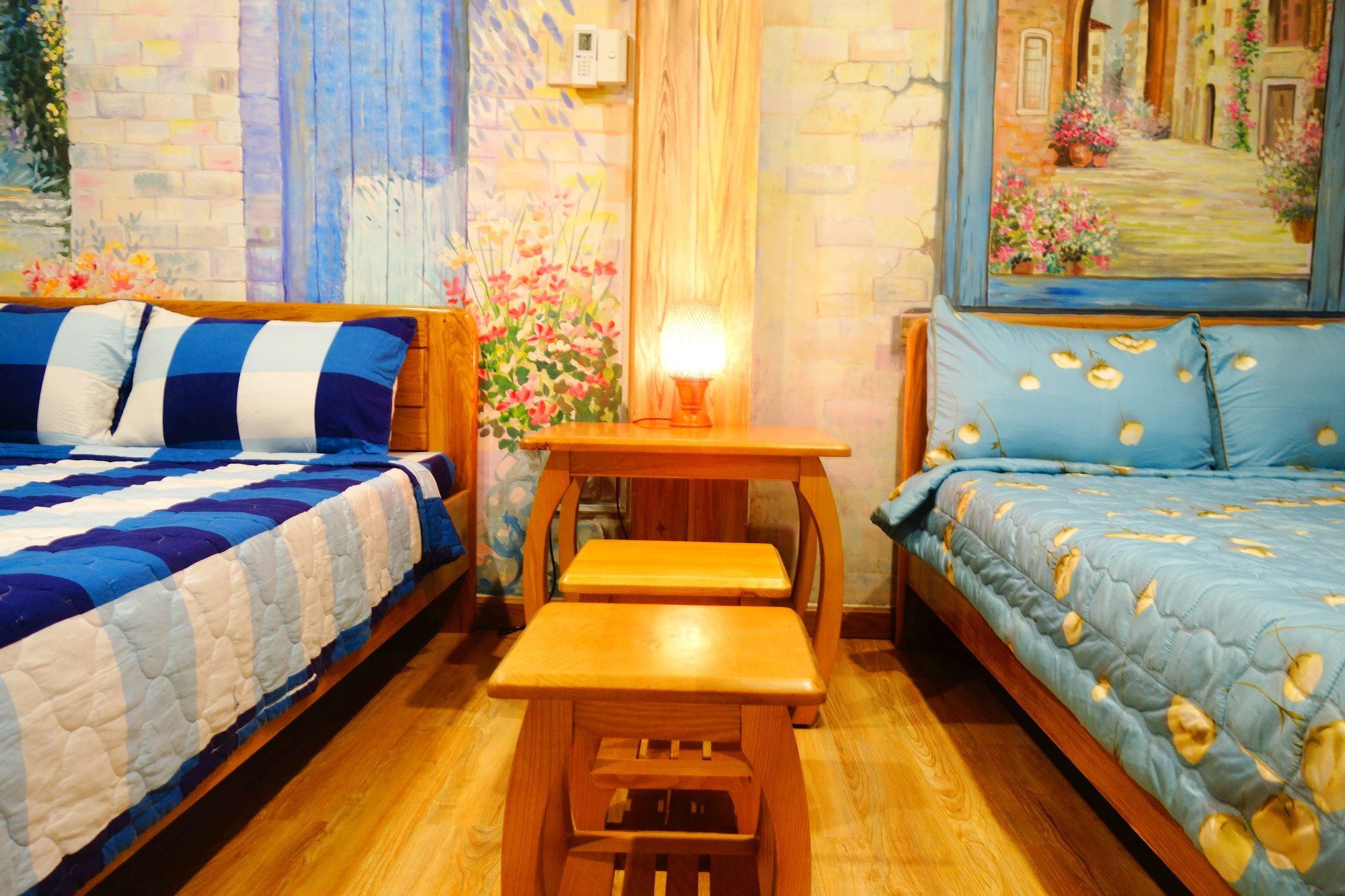 Hostel Wanderlust Saigon & Rooftop Bar