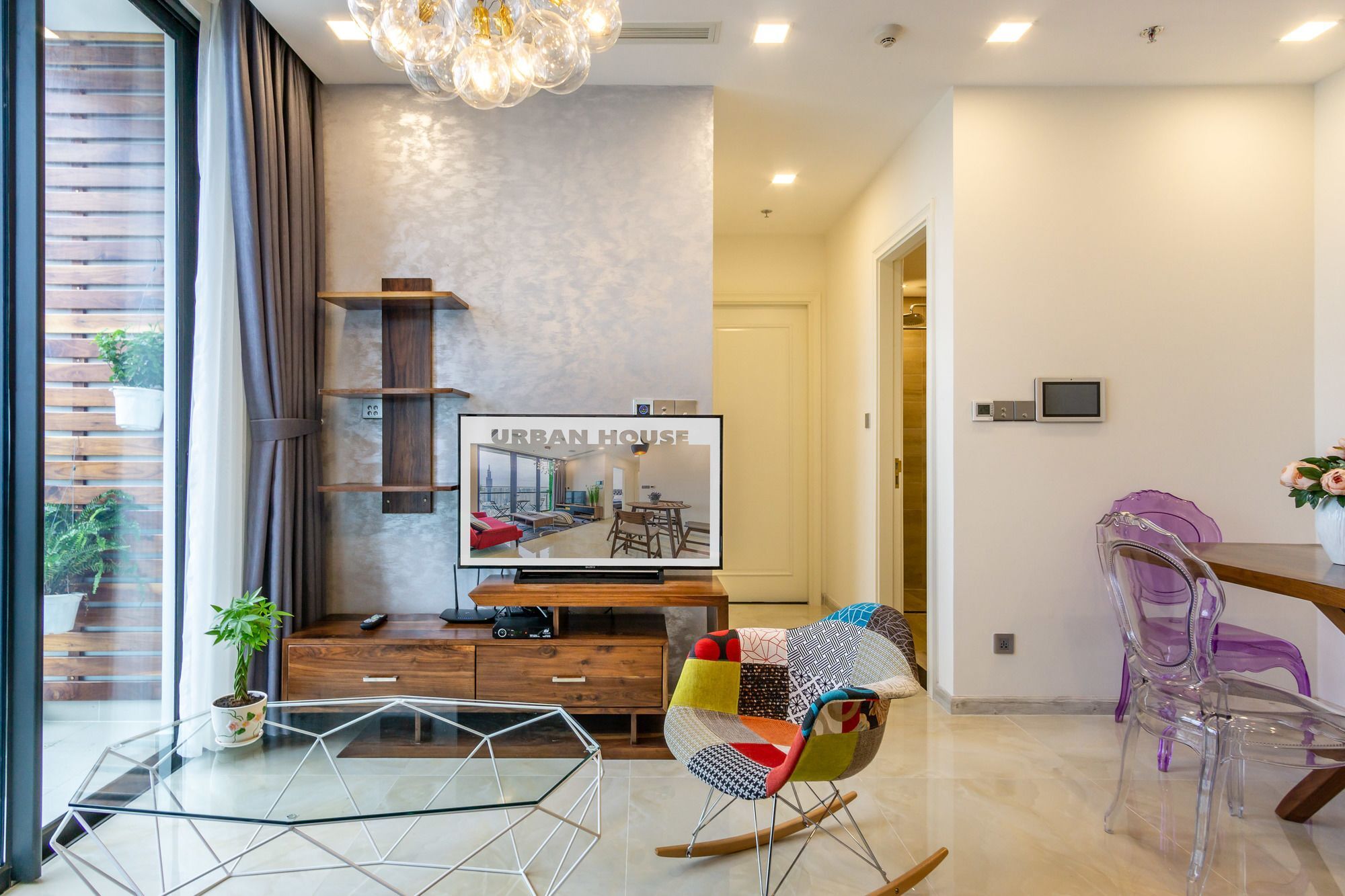 Apartment Urban House Saigon - Golden River *
