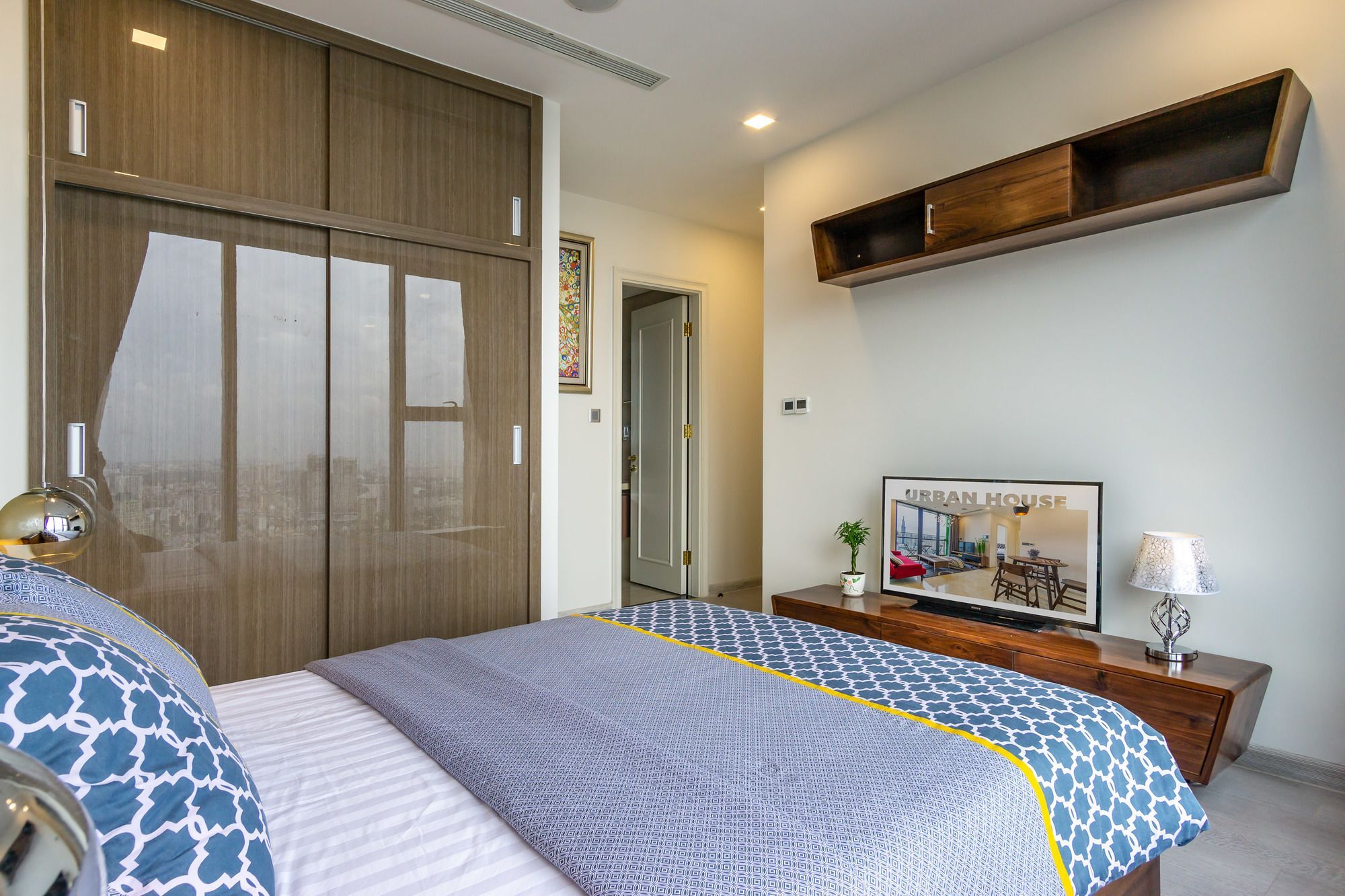 Urban House Saigon - Golden River Ho Chi Minh City
