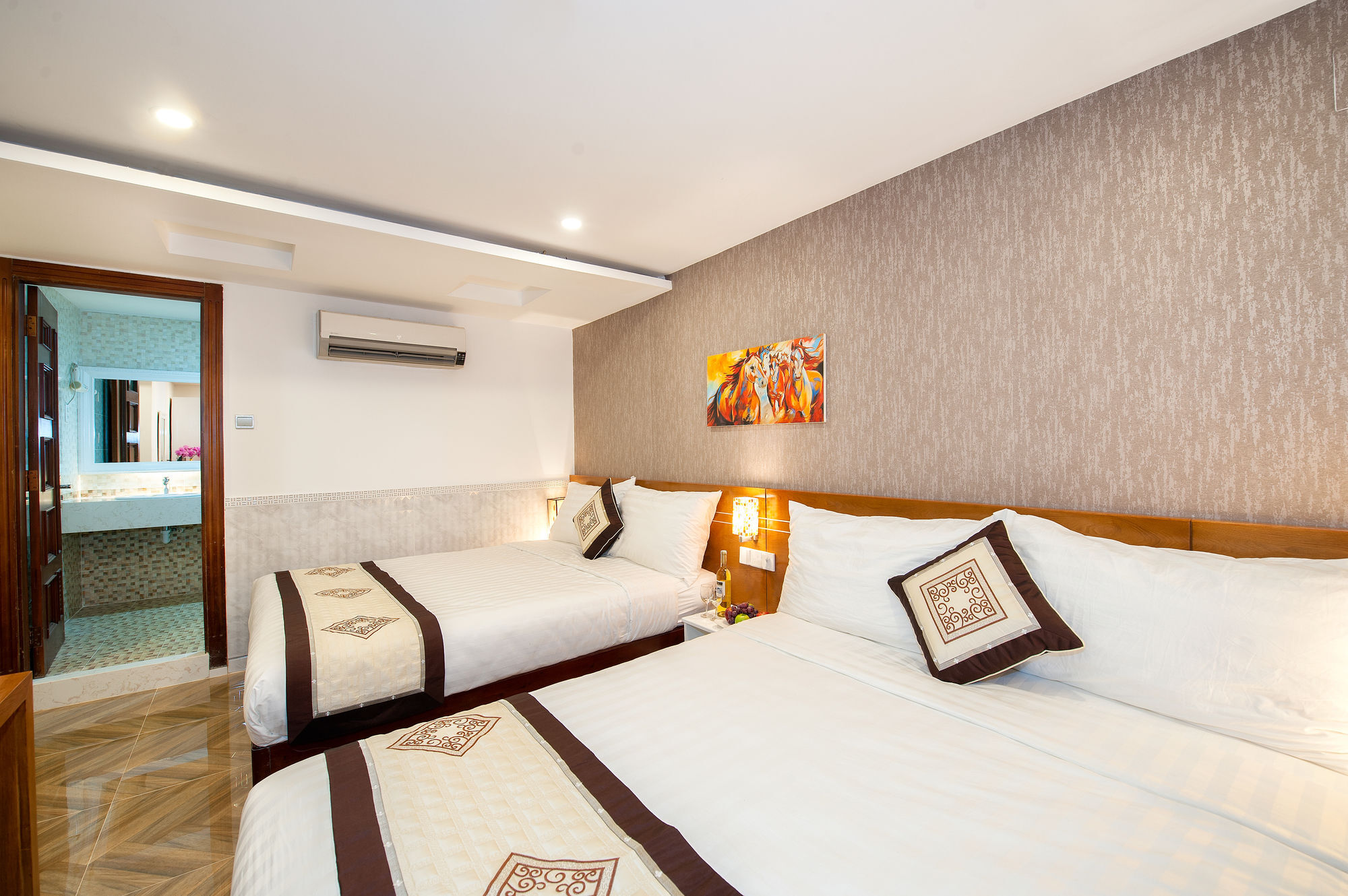 Hotel Acacia Saigon 3*