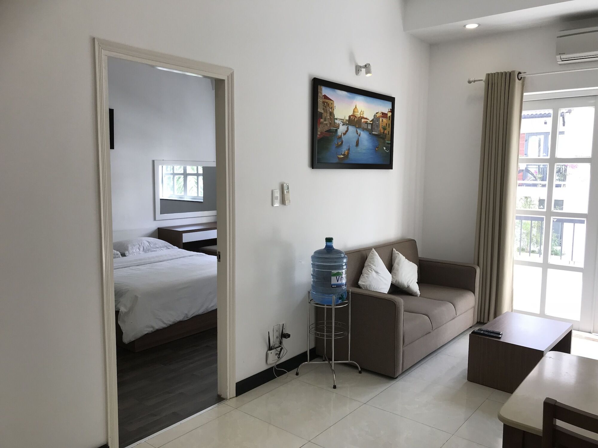Pearl Service Apartment