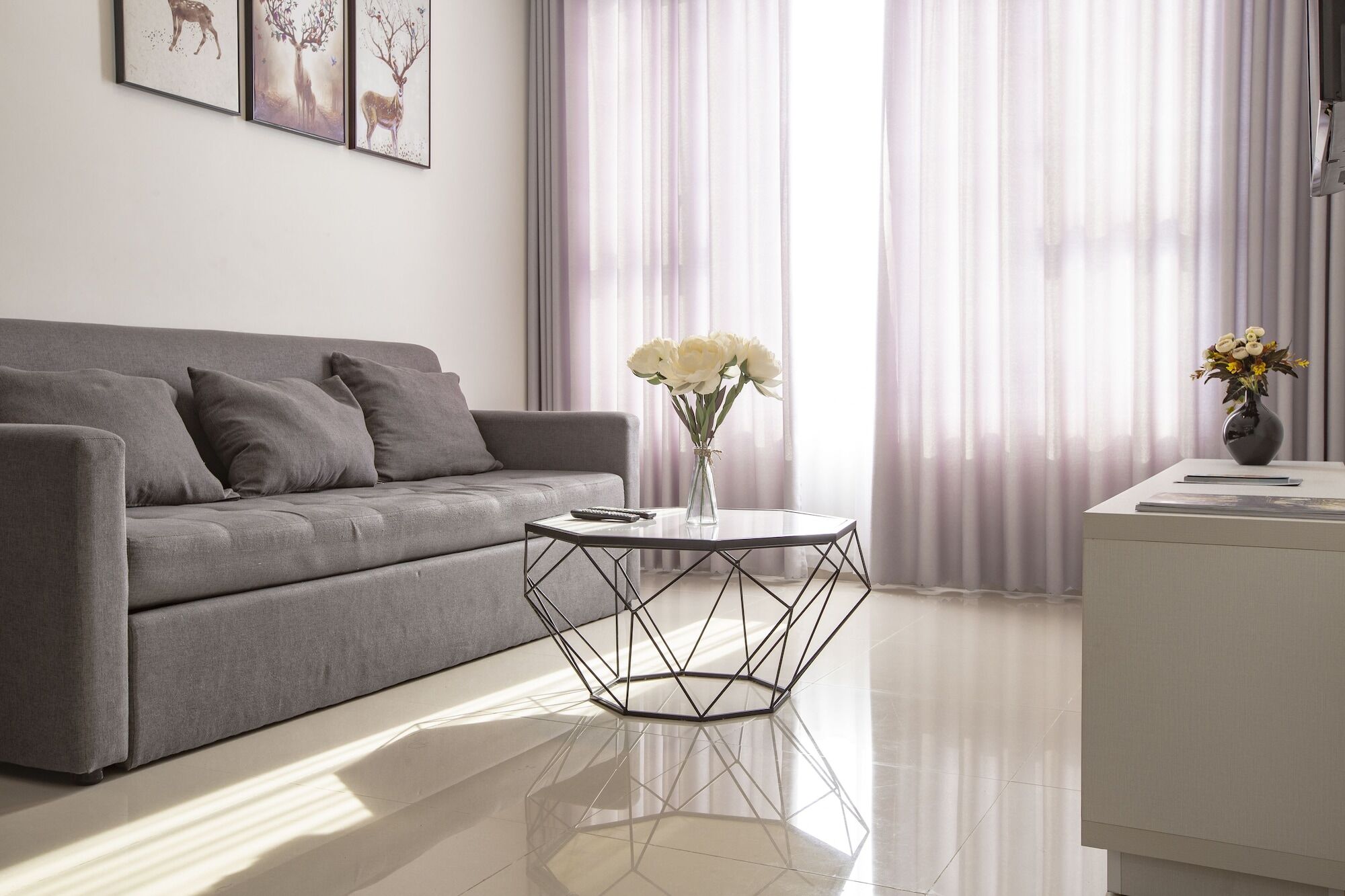 Blue Rivergate Apartment
