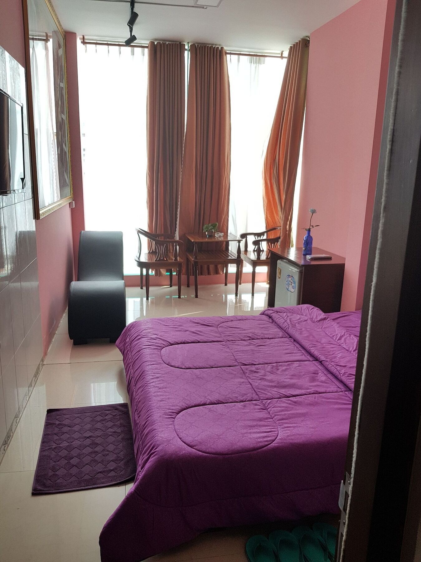 Khach San Gims Love hotel