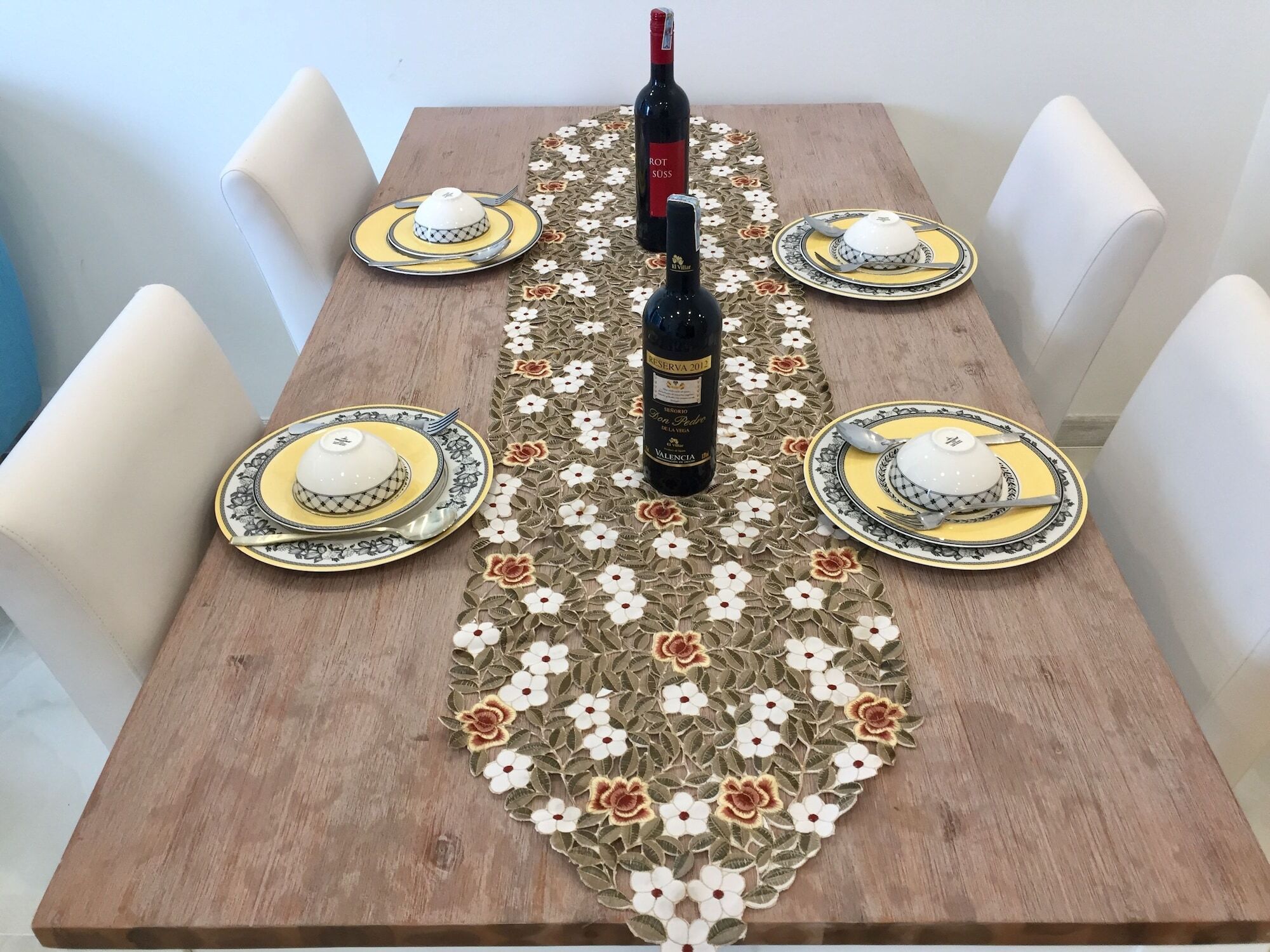 Luxury Apartmentel - Vinhomes Golden River