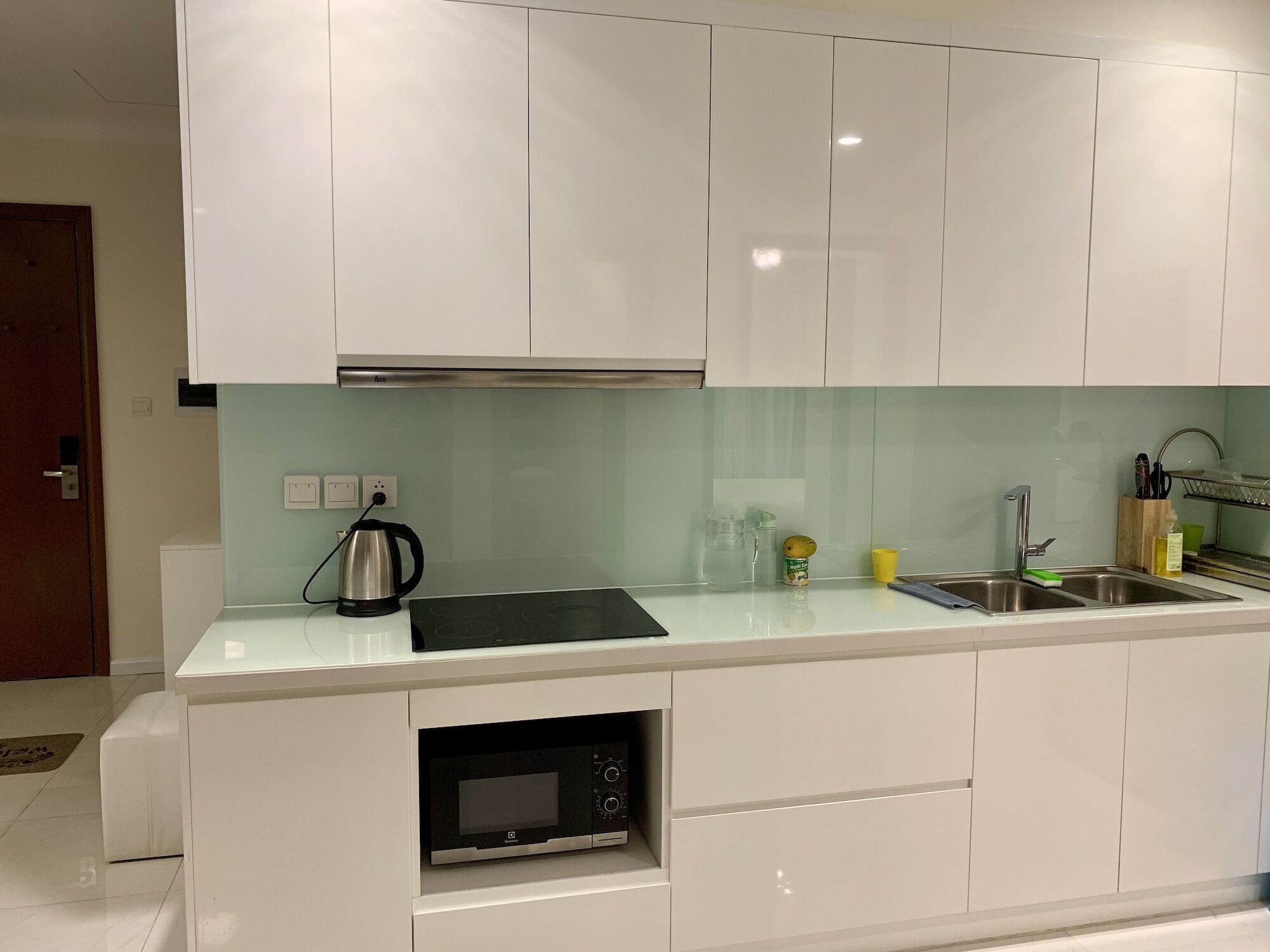 Luxury Apartmentel - Vinhomes Golden River Căn hộ *