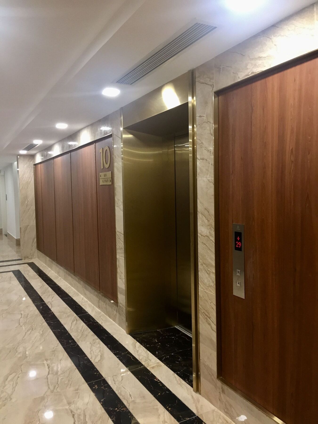 Luxury Apartmentel - Vinhomes Golden River *
