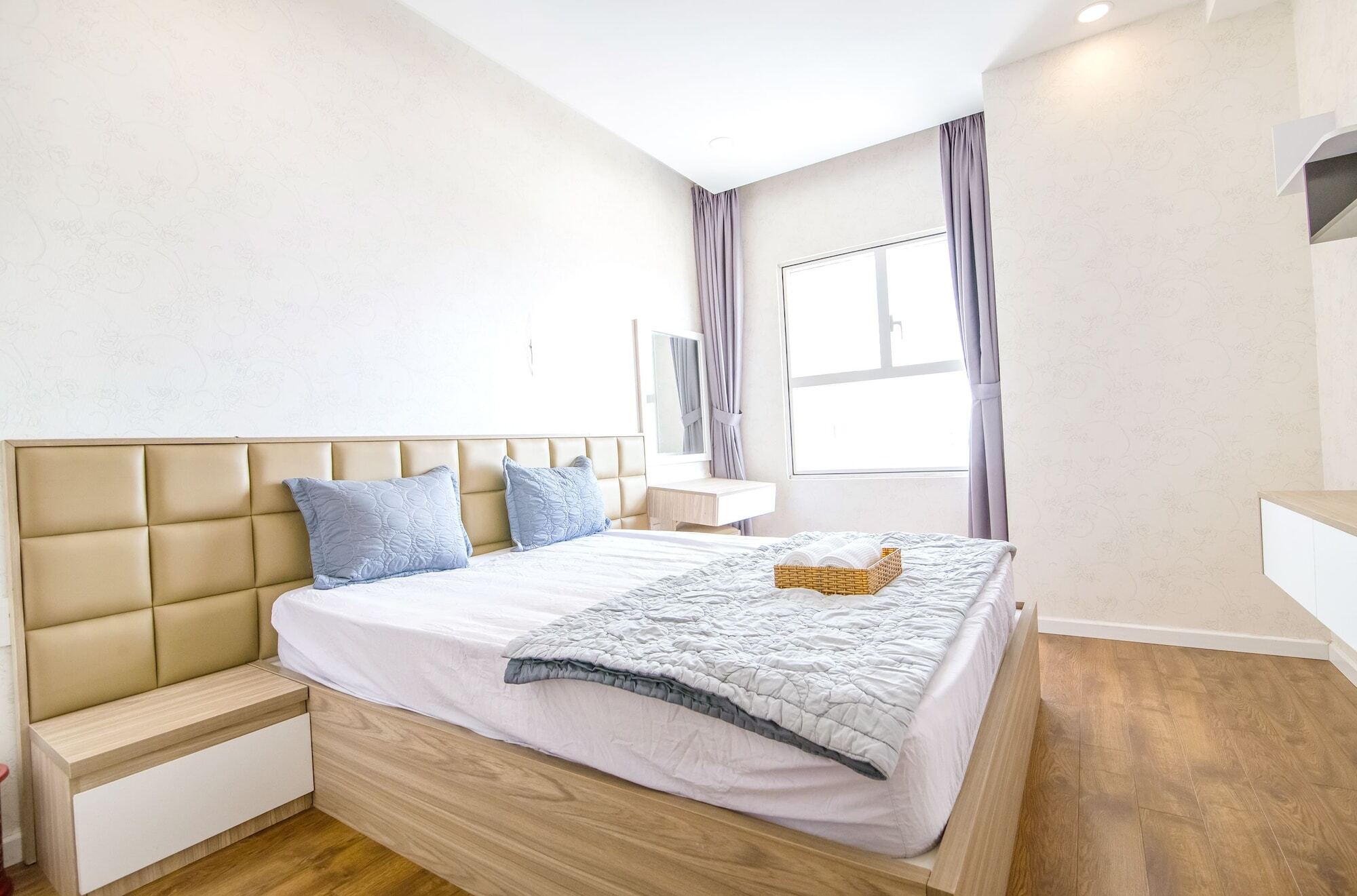 Henry Sunrise Apartment