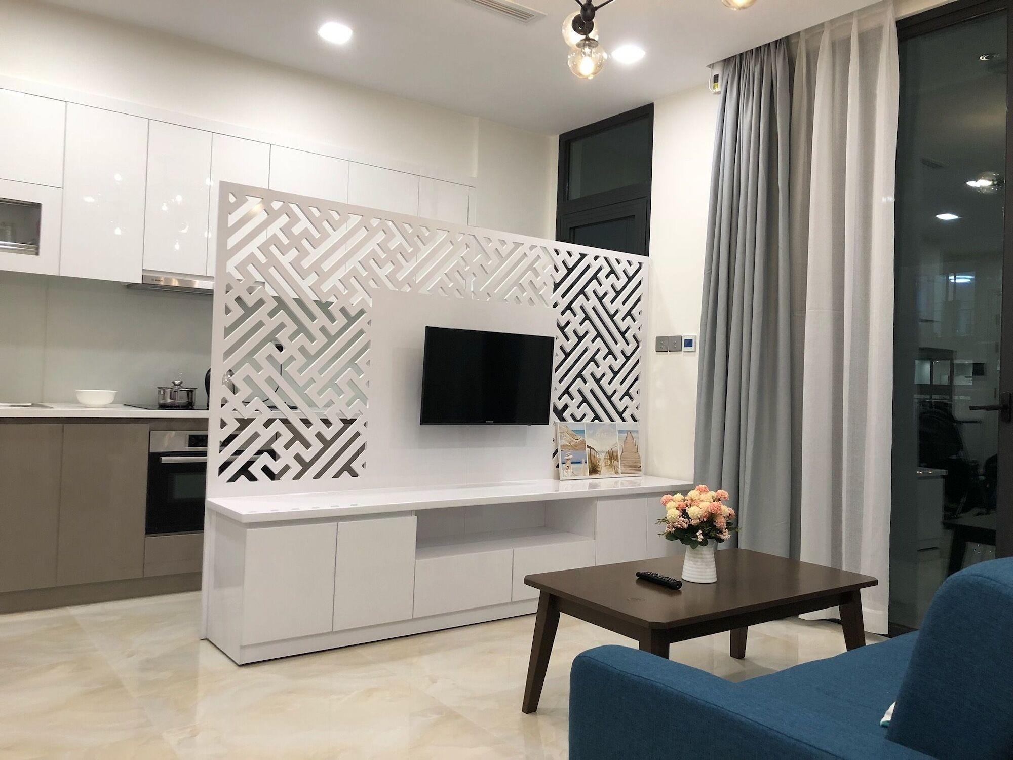 Apartment Mins - Vinhome Golden River *