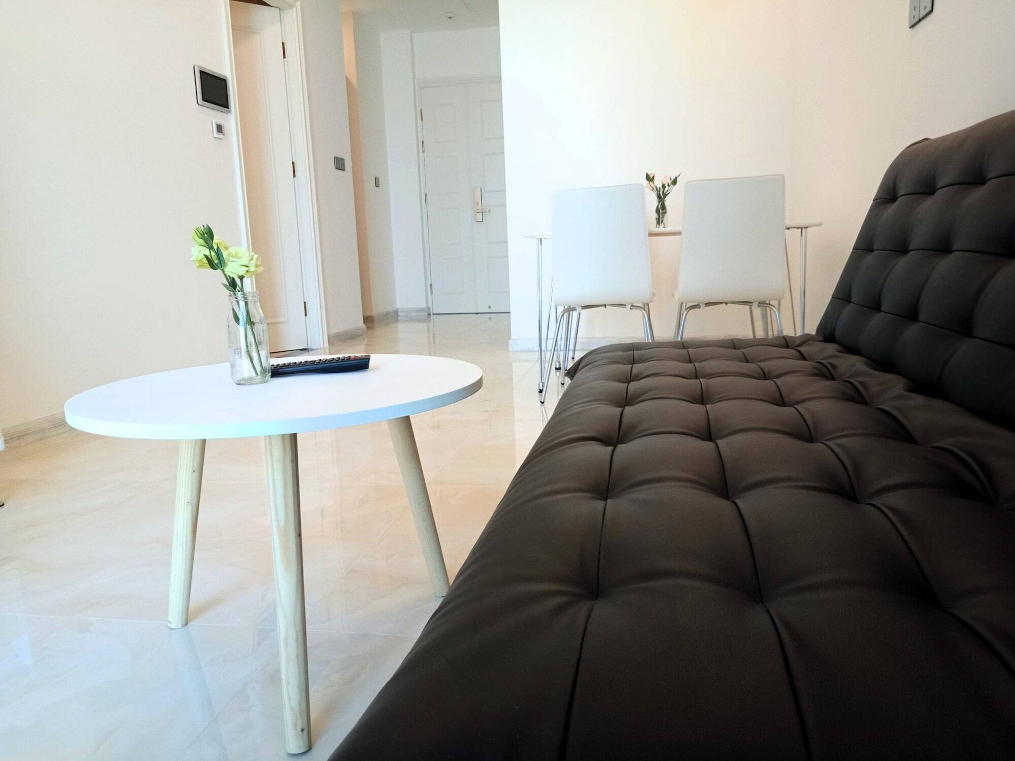 Saigon House Vinhomes Golden River *