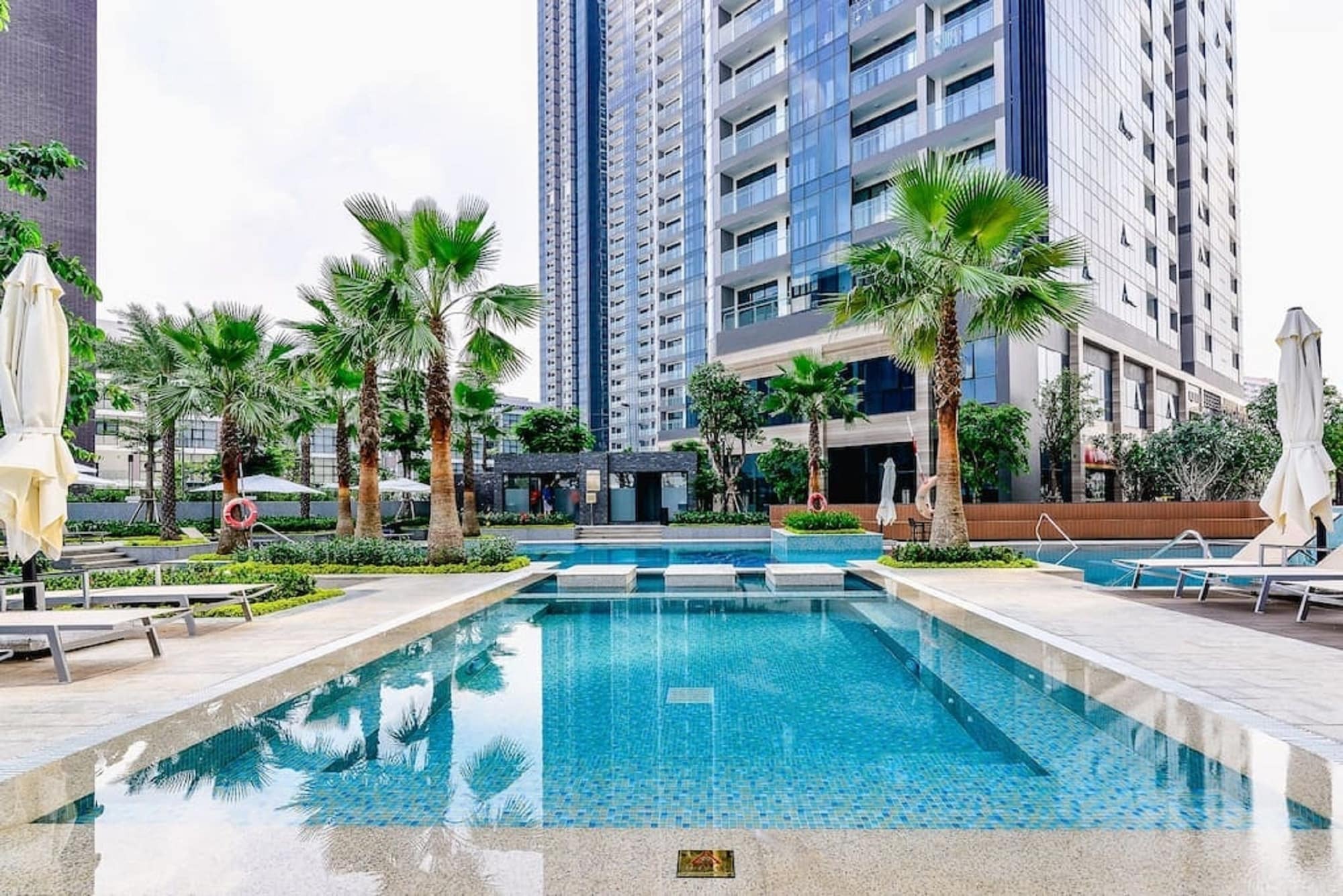 Saigon House Vinhomes Golden River Apartment Ho Chi Minh City