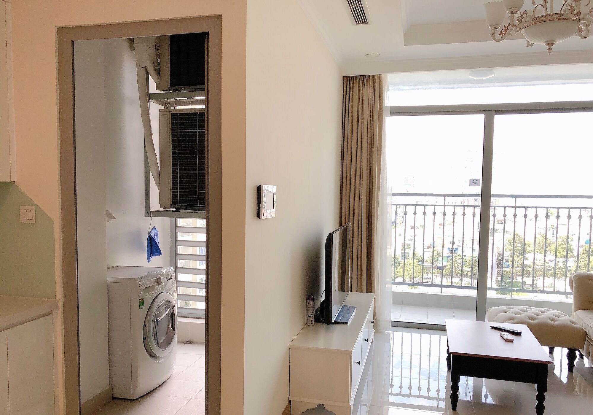 Kelly House - Vinhomes Park Apartment Ho Chi Minh City