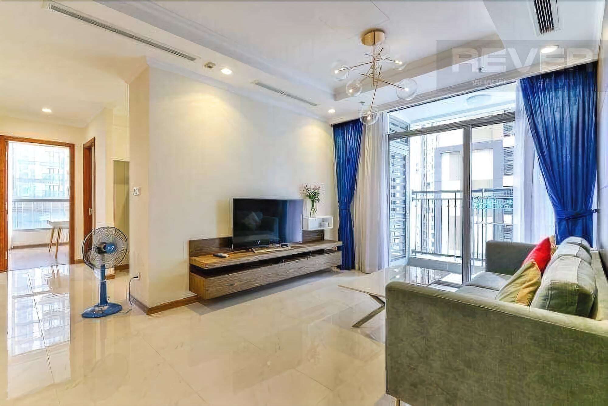 Kelly House - Vinhomes Park Apartment Ho Chi Minh City