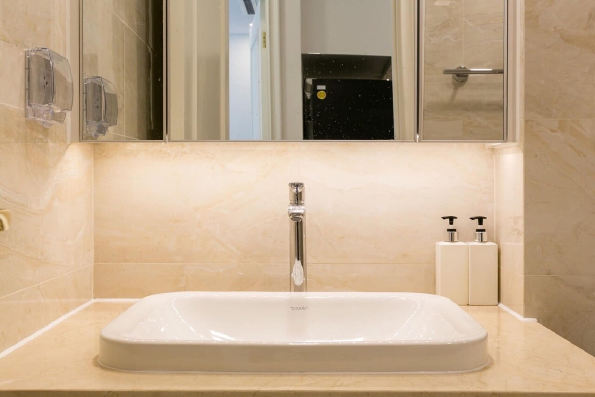 Saigon House Vinhomes Golden River Apartment