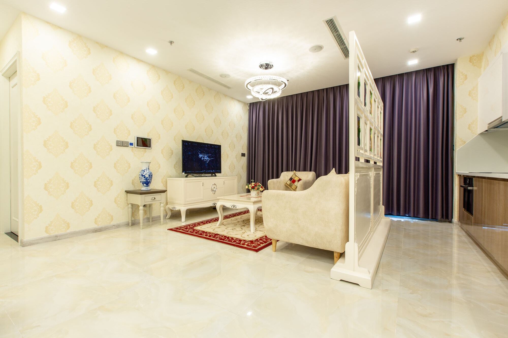 Qq - Vinhome Golden River - D.1