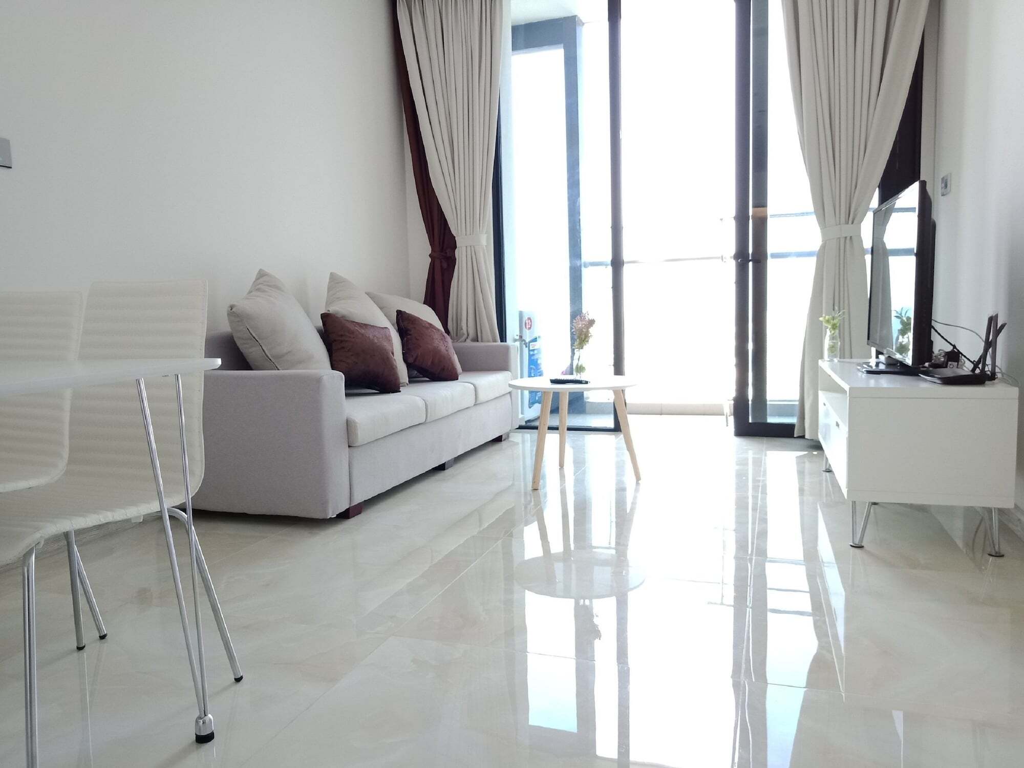 Saigon House Vinhomes Golden River *