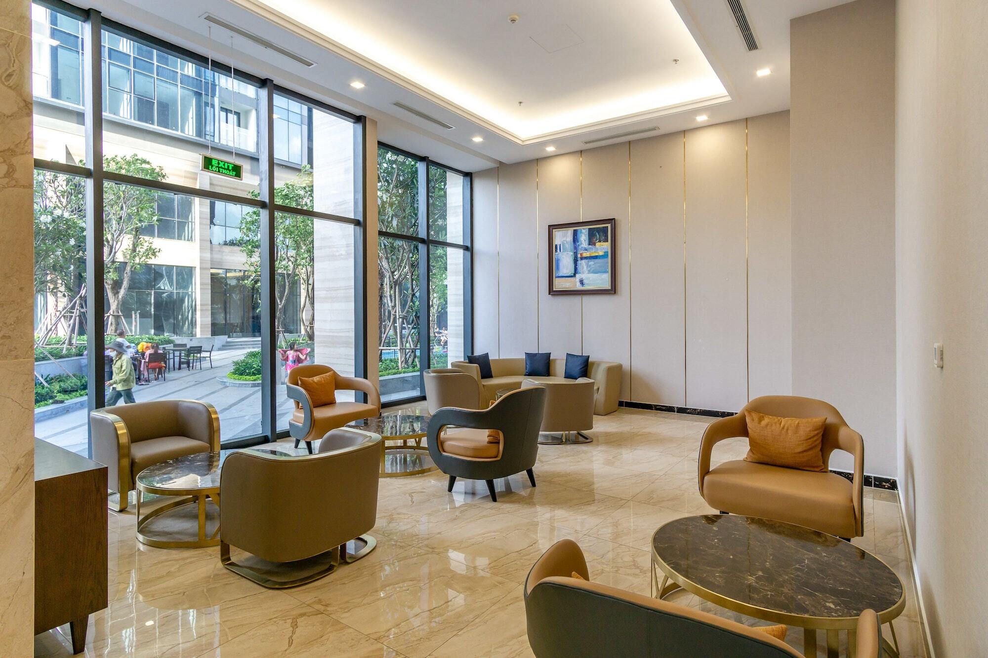 Qq - Vinhome Golden River - D.1