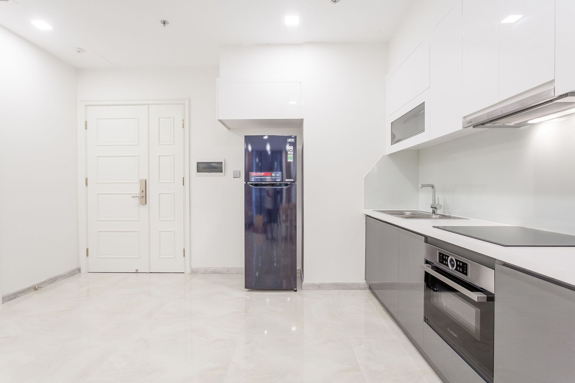 Qq - Vinhome Golden River - D.1 * Ho Chi Minh City