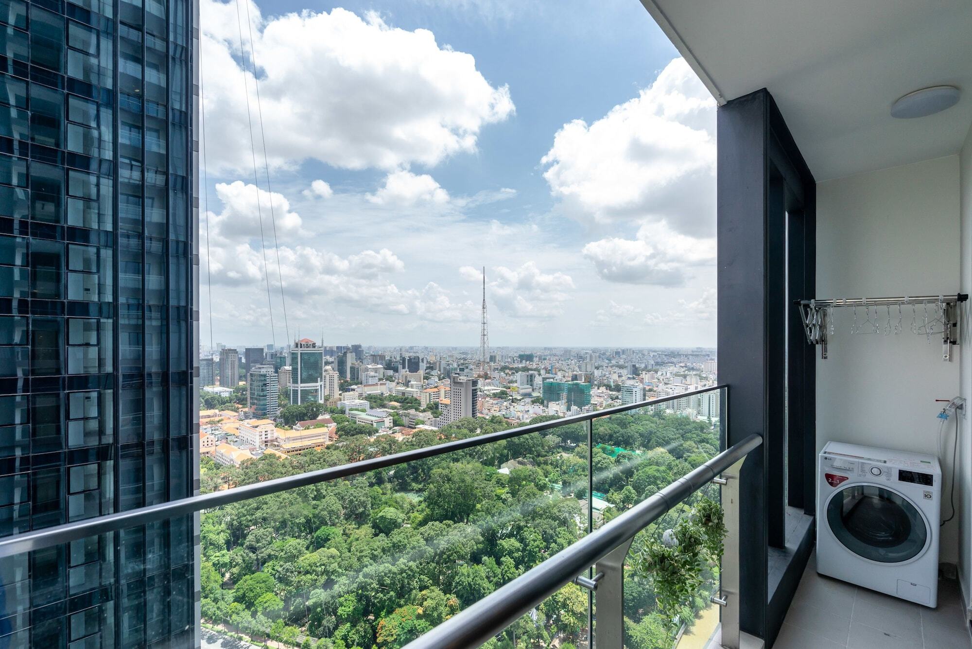 Qq - Vinhome Golden River - D.1 Apartment *