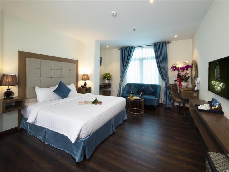 Diamond Hill Hotel