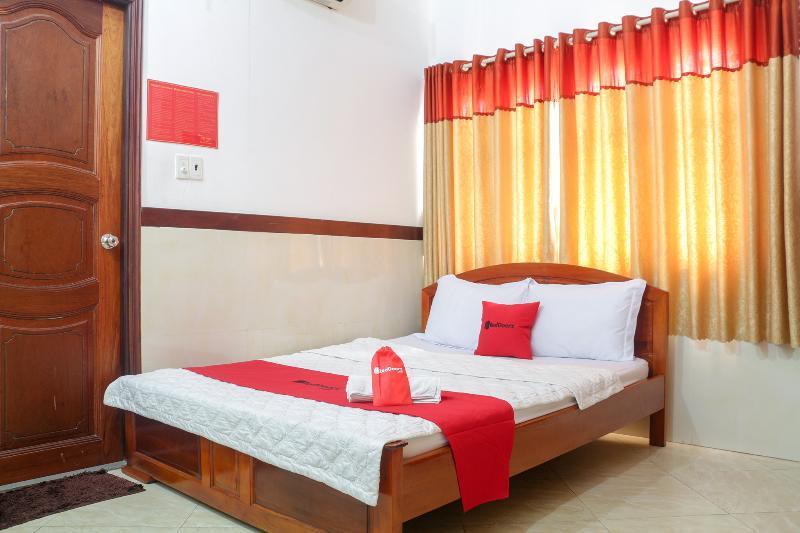 Reddoorz Near Binh Tay Market 2* Ho Chi Minh City